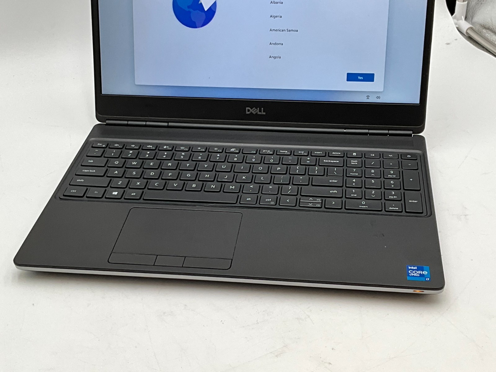 DELL Precision 7560 i7-11850H 2.50g 32GB 1TB T1200 15.6″ win11 LAPTOP 6JP64M3