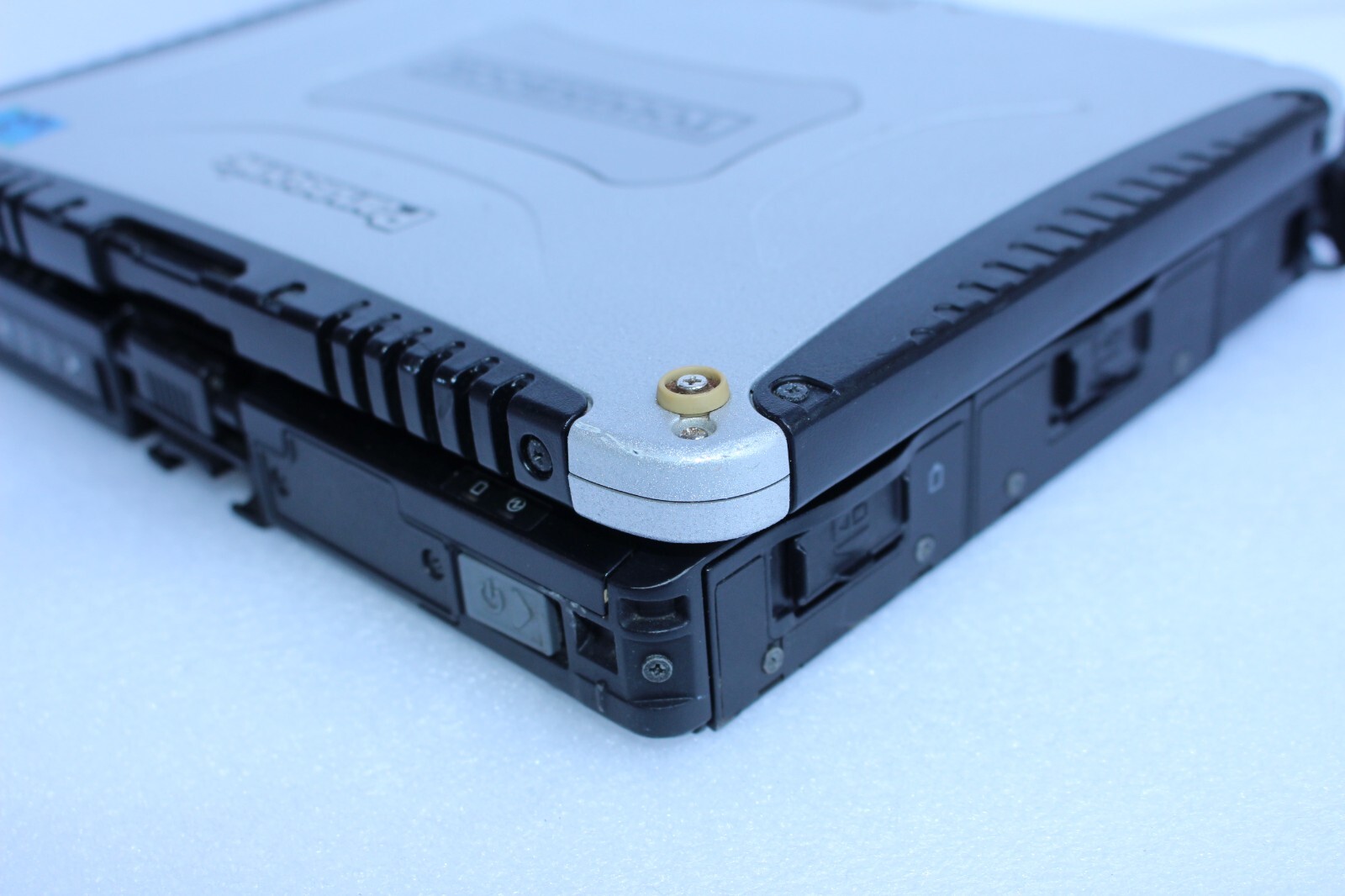 Panasonic TOUGHBOOK CF-19 MK-5 Core i5-2520M 16GB/ 240GB SSD/ Win10 PRO64/