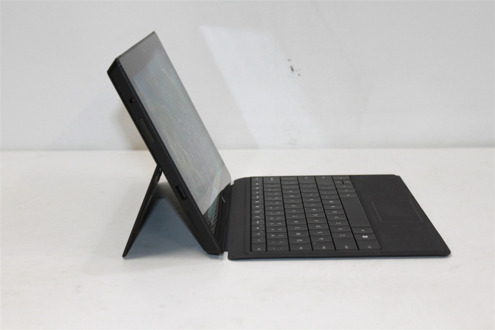 Microsoft Surface Pro 2 Intel i5-3317U 1.70GHz 4GB DDR3 Ram 128GB SSD W11 Home