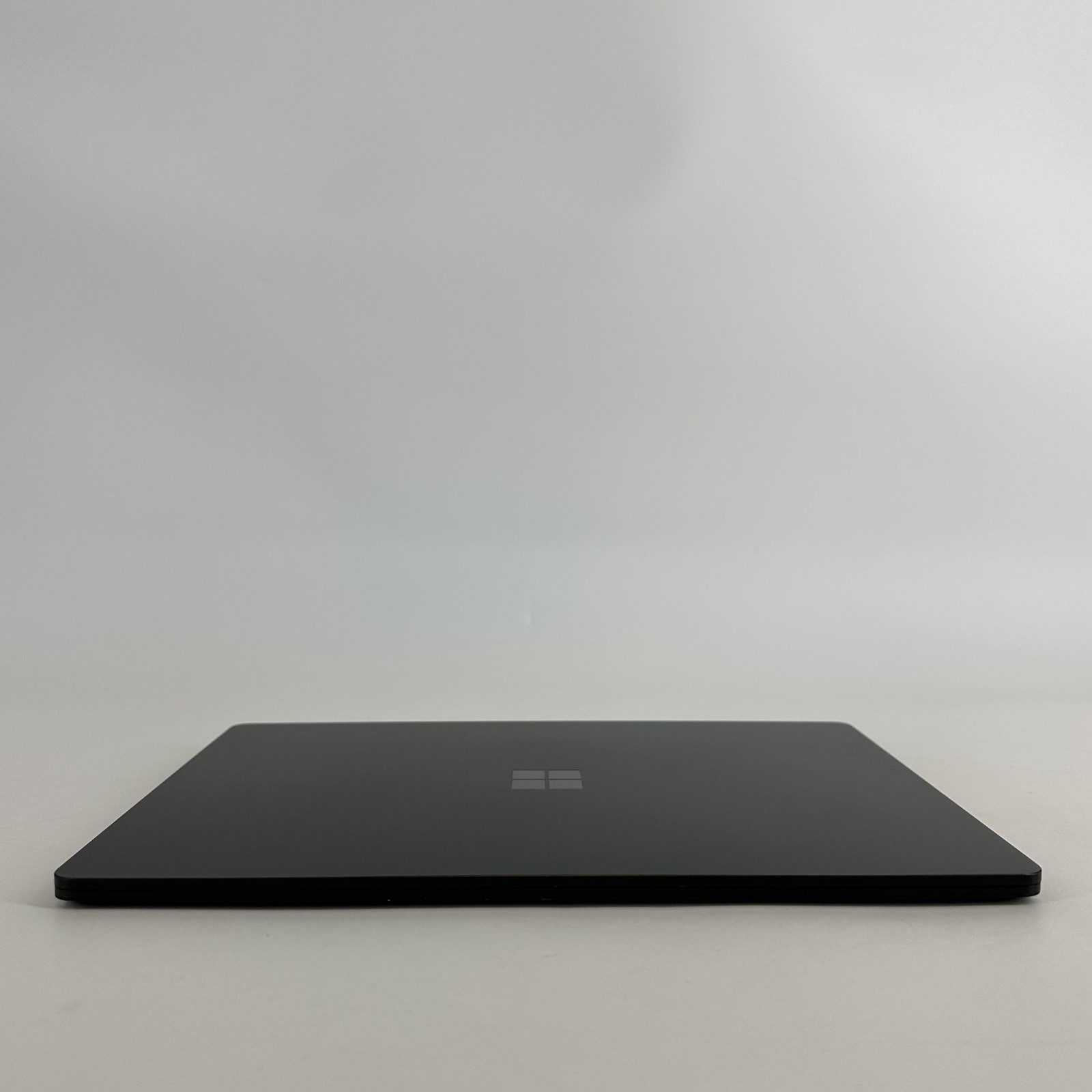 Microsoft Surface Laptop 5 13.5 2K TOUCH 2.5 GHz i5-1245U 16GB 512GB Very Good