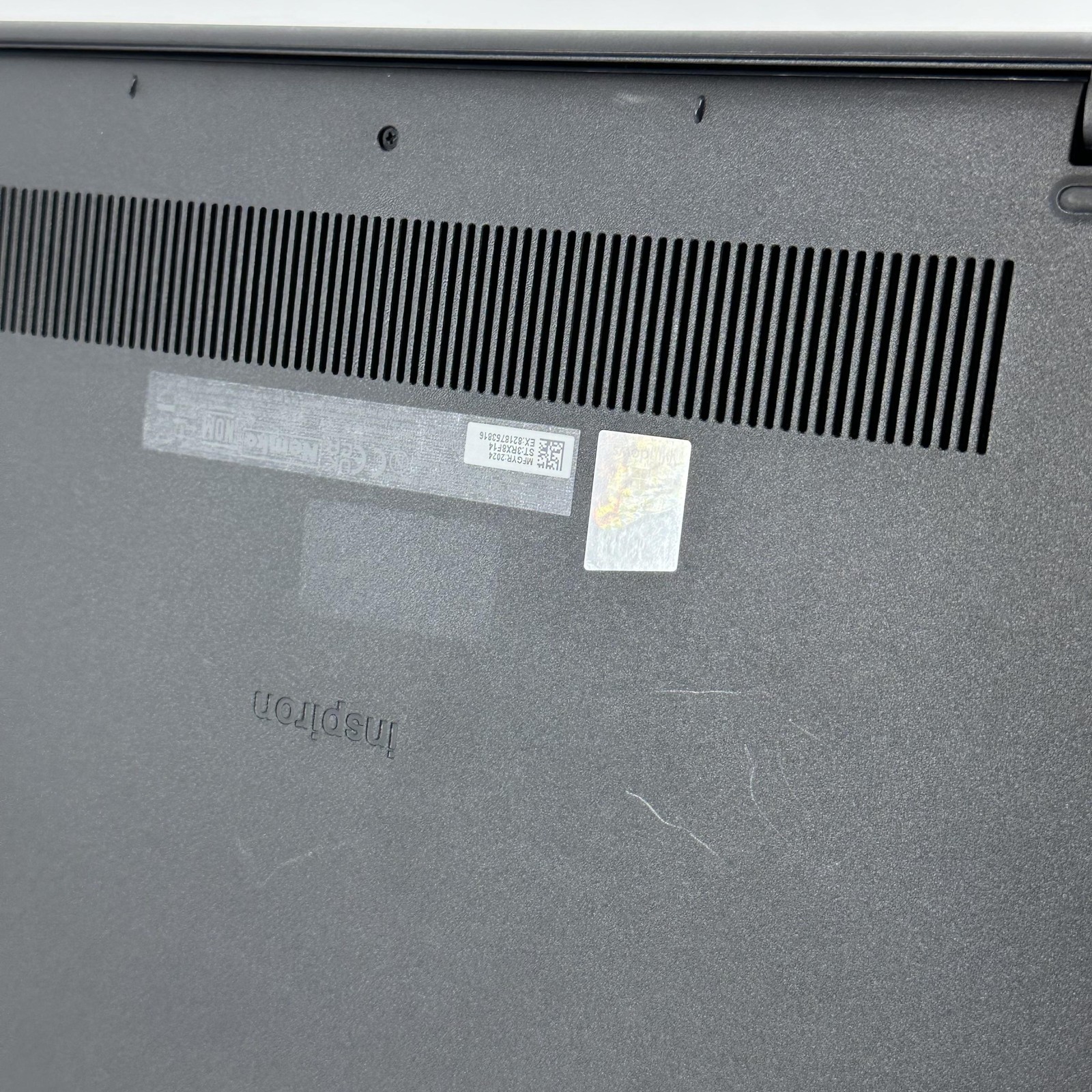 Dell Inspiron 3520 15.6 2022 Black FHD 1.7 GHz i7-1255U 16GB 1TB SSD Good