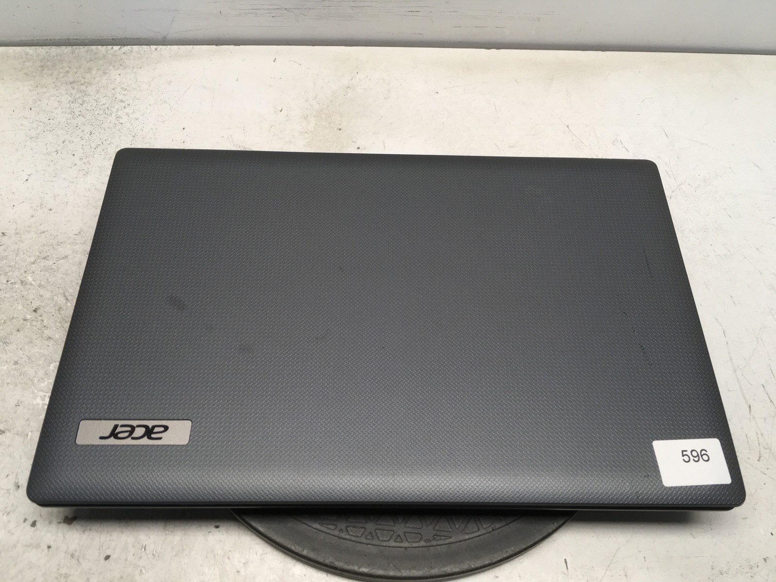 Acer Aspire 5733Z-4851 Intel Pentium P6200 2.13GHz 4 GB NO HDD No Batt