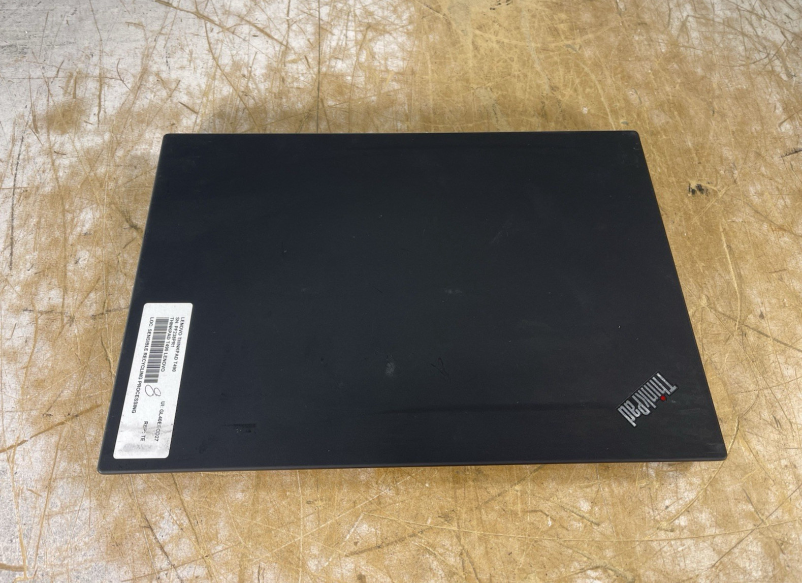LENOVO THINKPAD T490 i7-8565U @ 1.80GHz, 16GB RAM, NO HDD/OS
