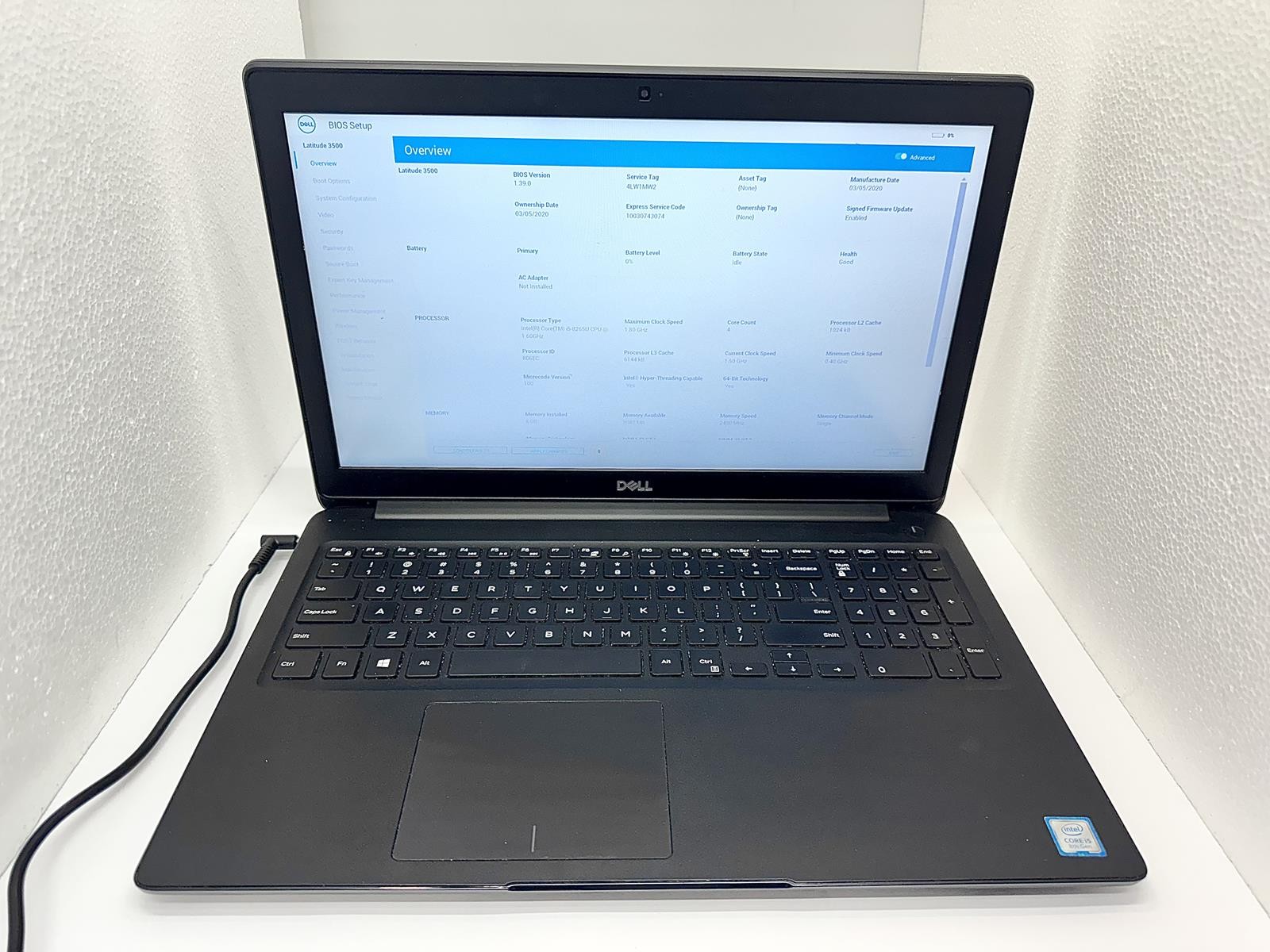 Dell Latitude 3500, Intel Core i5-8265U CPU @ 1.60GHz, 8GB RAM, 256GB NVMe
