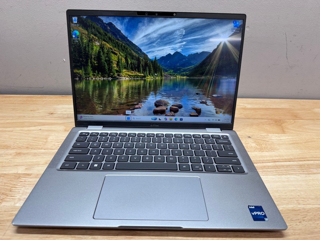 Dell Latitude 7440 14″ TOUCHSCREEN Laptop Intel Core i7, 512GB SSD, 32GB, W11