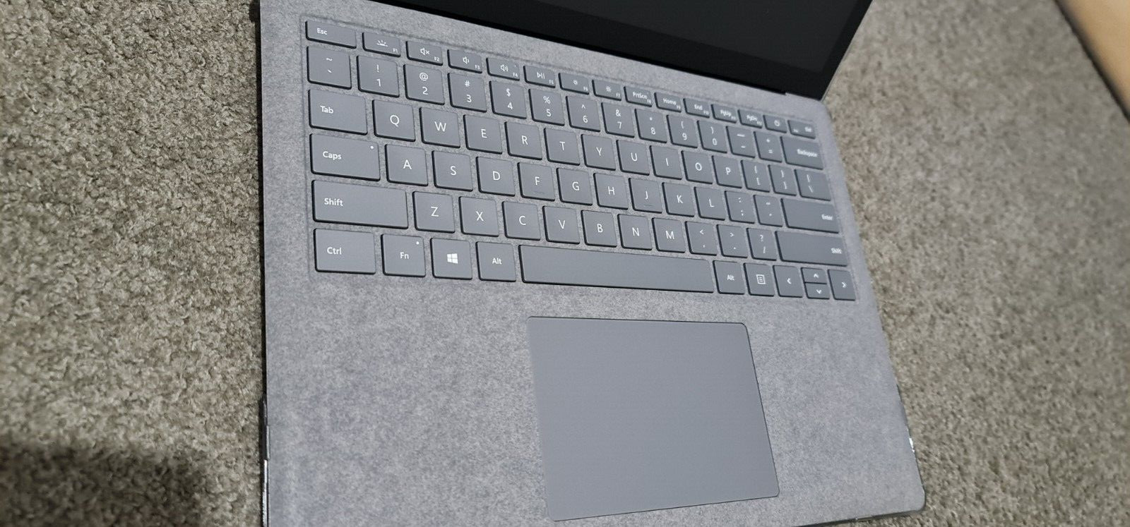 Microsoft Surface Laptop 4 13.5″ (256GB SSD, AMD Ryzen 5 4000 Series, 4.00 GHz,