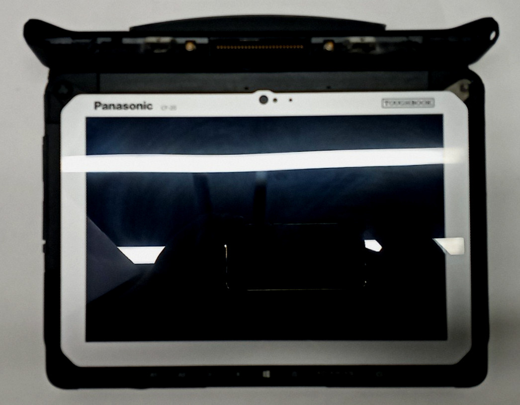 Panasonic ToughBook CF-20 m5-6Y57@1.10GHZ 8GB RAM 256GB M.2 WIN 11 Pro WH444*!