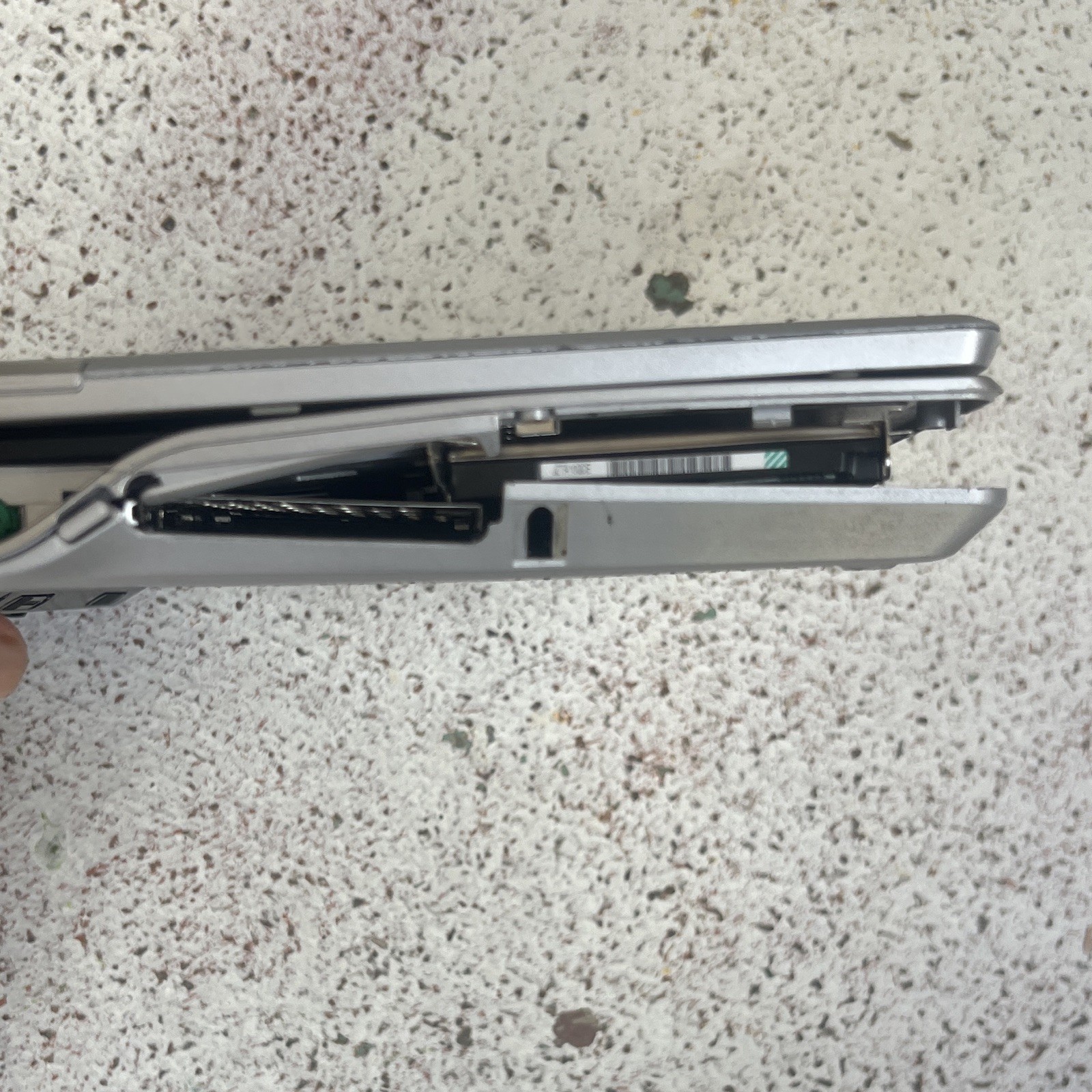 Sony VAIO PCG-591L 13in Intel Centrino 1.60GHz 512MB 80GB XP Silver