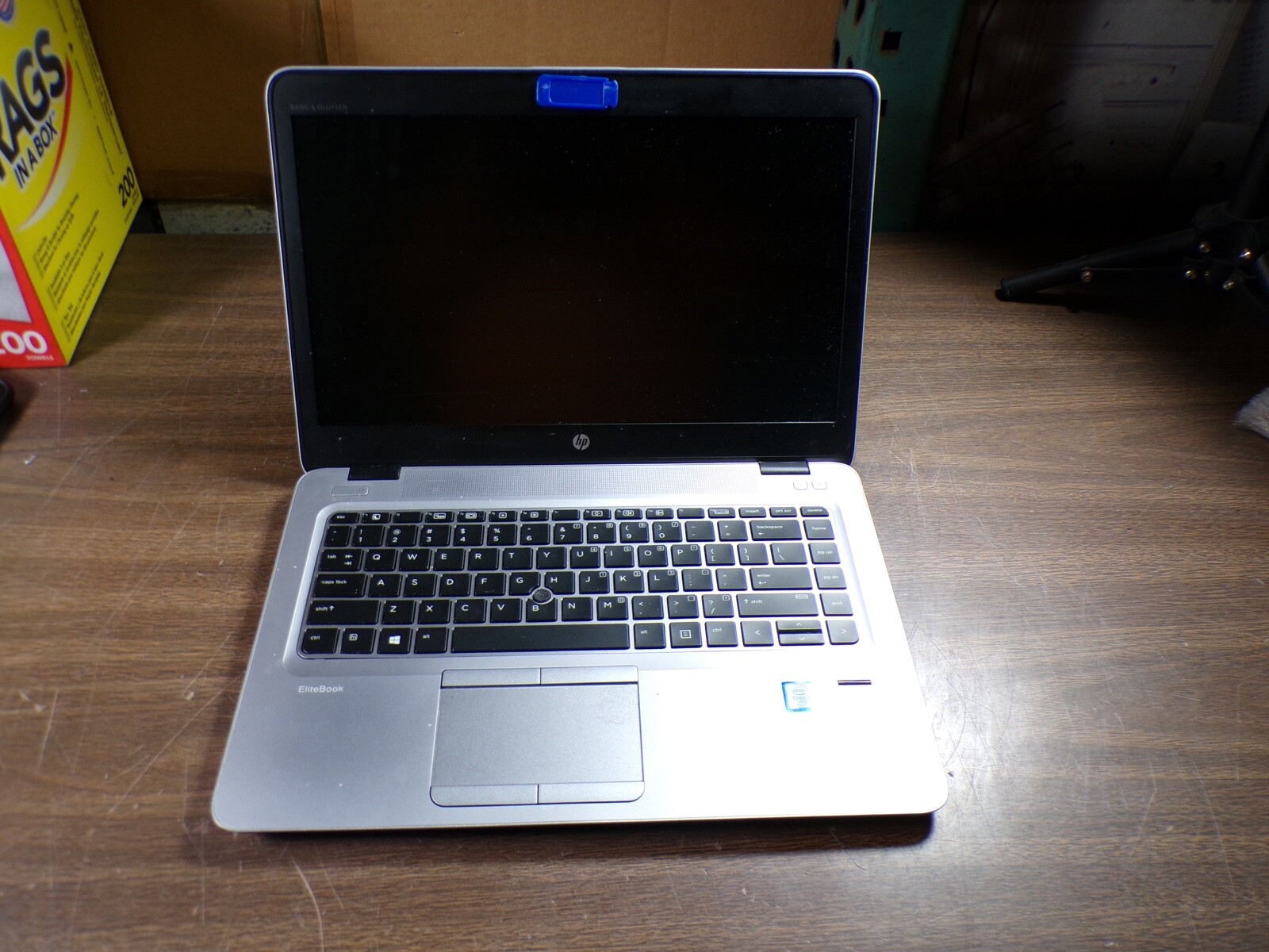 LENOVO V14-IIL INTEL CORE I3 4GB RAM **UNTESTED **NO HD/ NO CADDIE/ NO OS