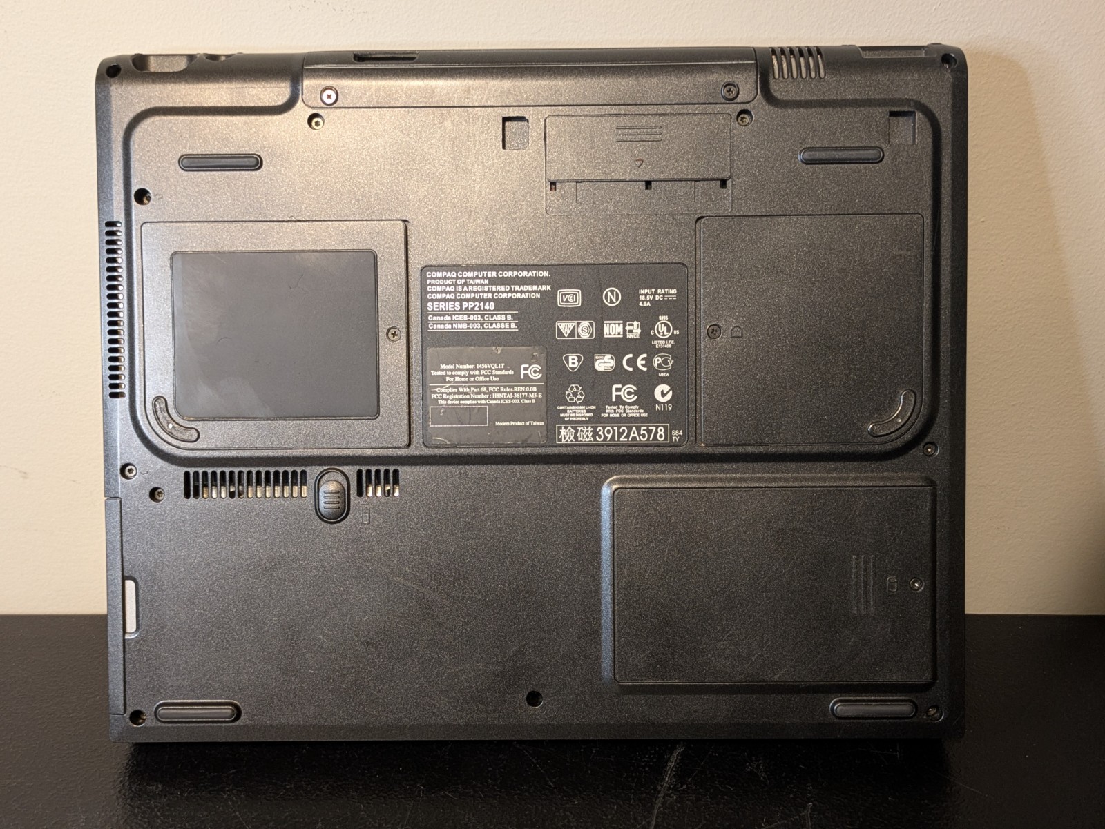 PARTS REPAIR Compaq N1000v Vintage Laptop Series PP2140 Model 1456QL1T NO POWER