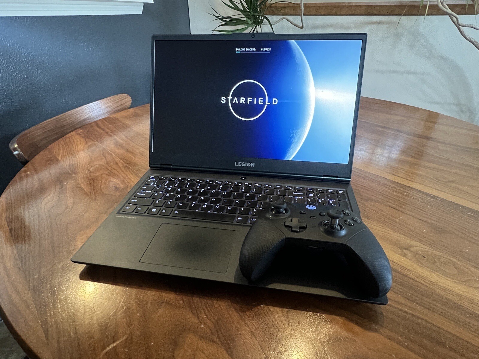 Lenovo Legion 5 RTX 2060, 15″ 144 Hz, (1.5TB SSD, Ryzen 7 4800h, 16GB RAM, 80wh.