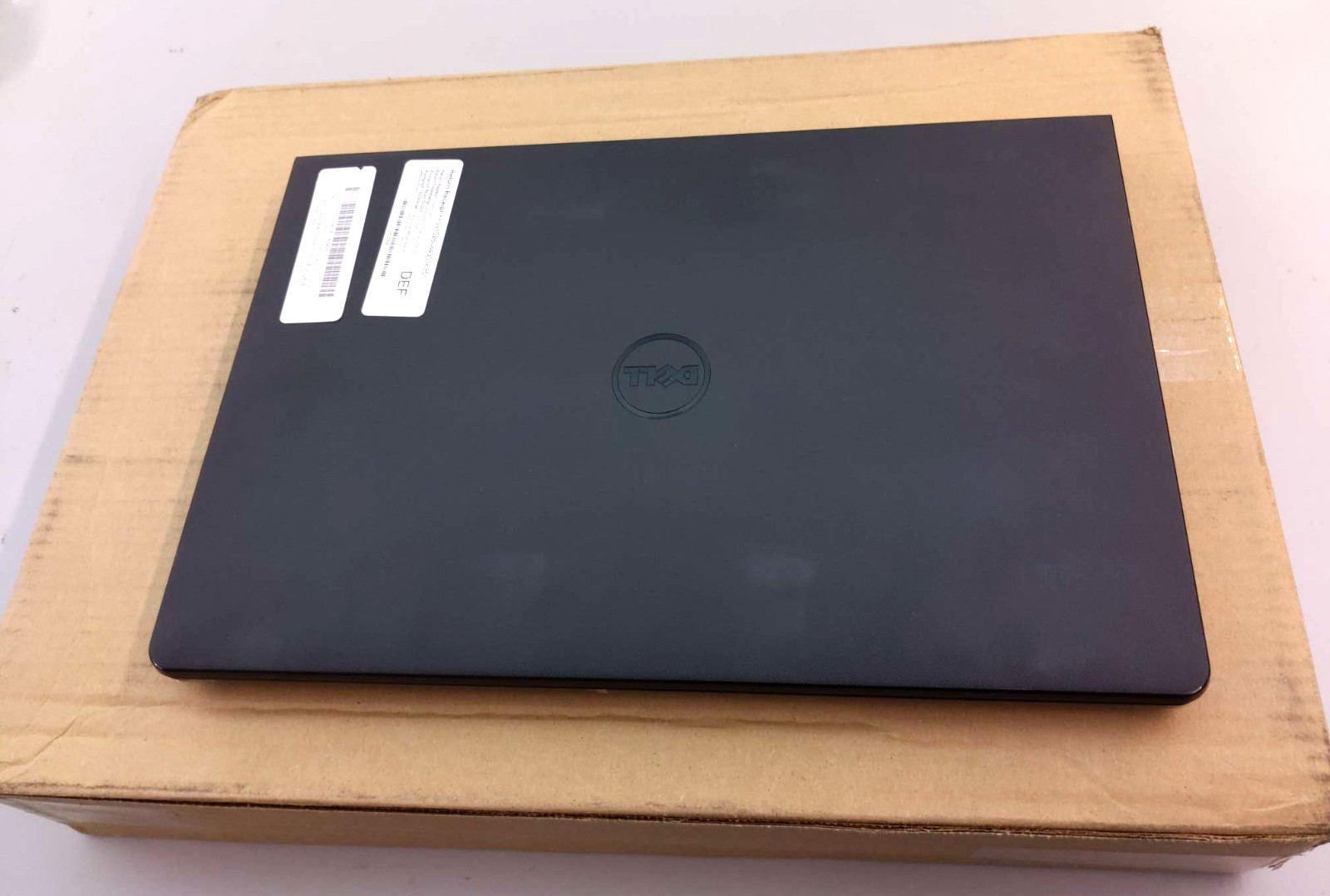 Dell inspiron 3552 15.6″ HD Non-Touch Laptop/N3700/4GB RAM/512GB HDD/Win10 H