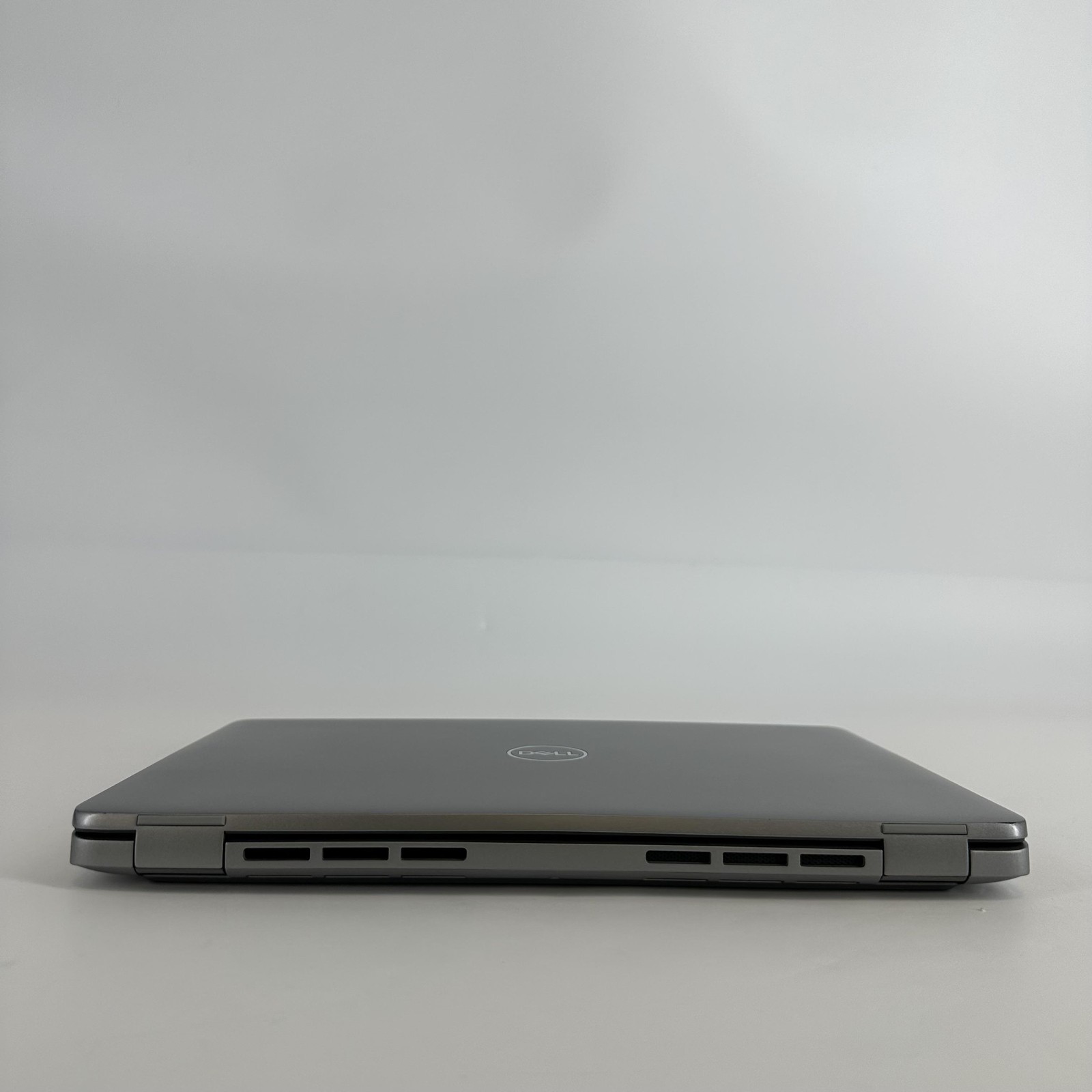 Dell Latitude 5450 14 FHD TOUCH 3.8 GHz Ultra 7 165H 32GB 512GB SSD Excellent