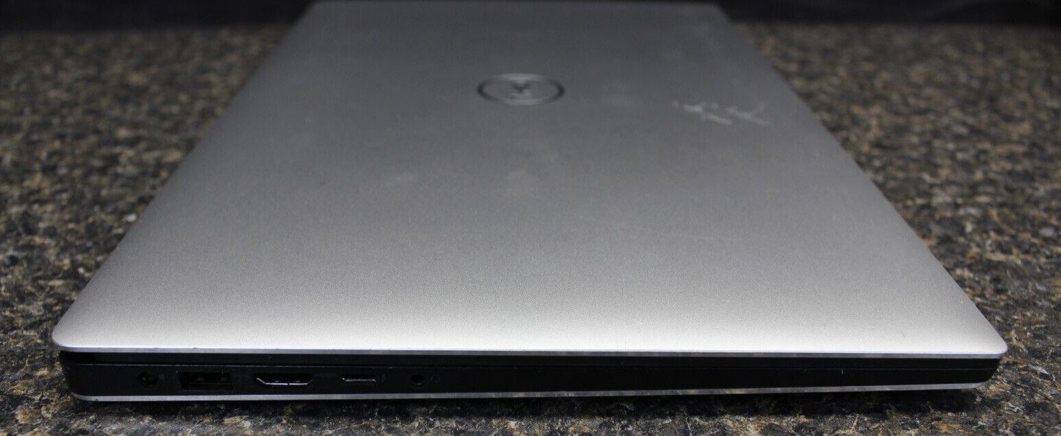 Dell XPS 15 7590 I7-9750H 1TB NvME 32GB DDR4 Win11Pro