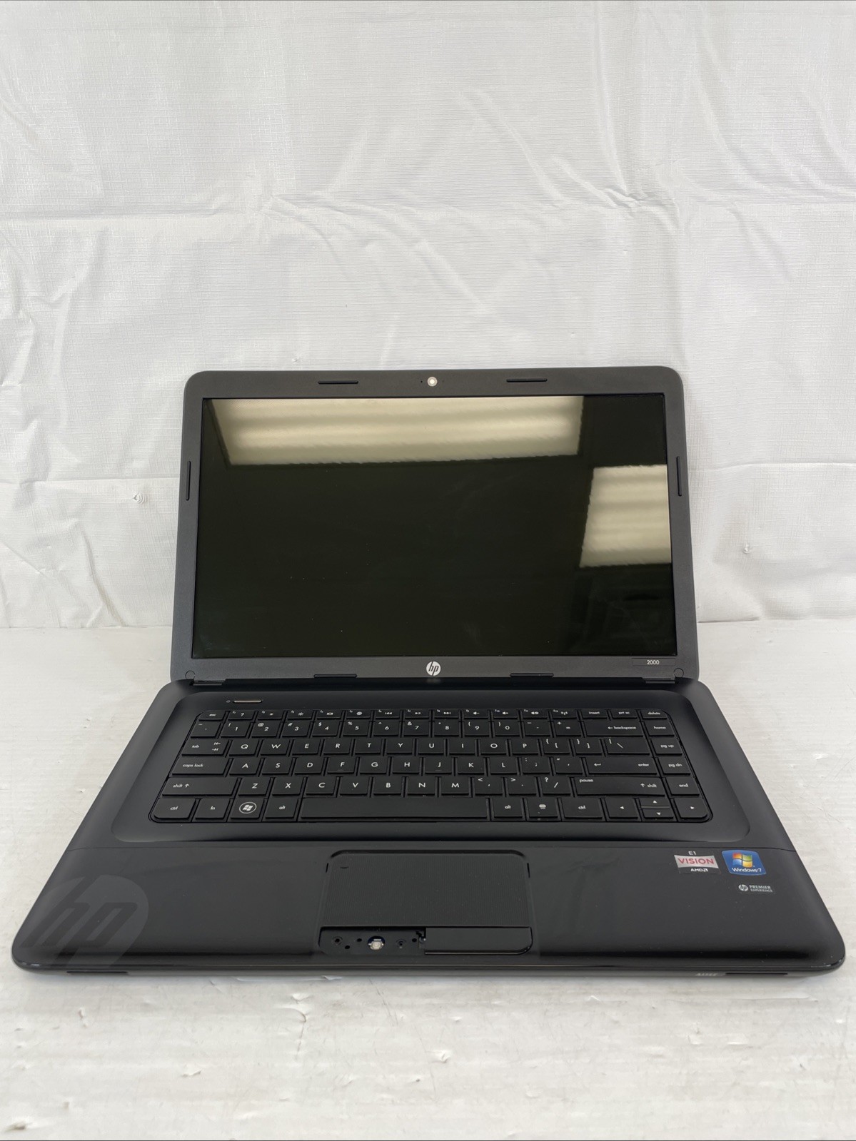 HP 2000-2A10NR Notebook 15″ AMD E1-1200 1.4GHz 4GB RAM 320GB HDD Windows 10
