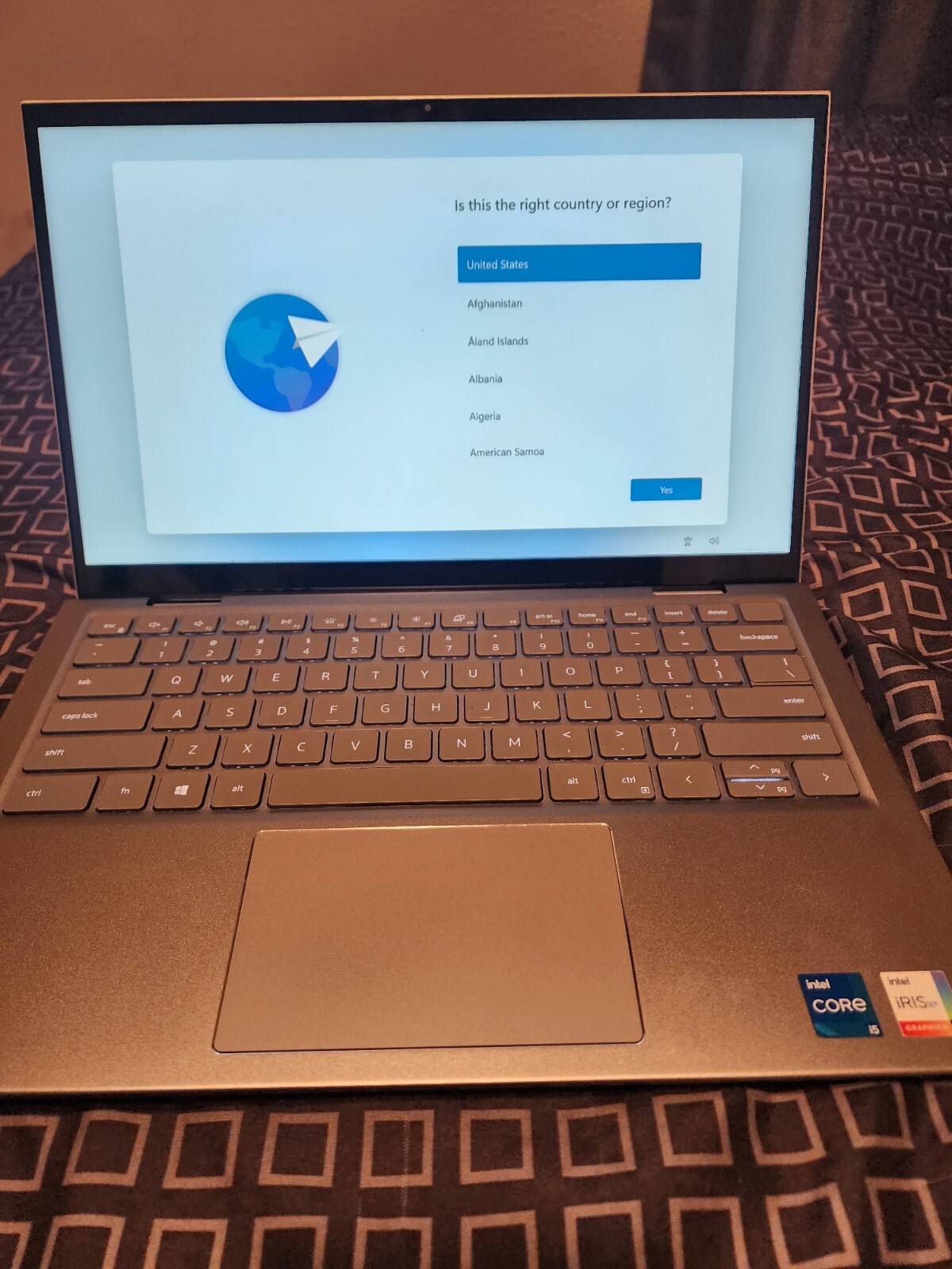 Dell Inspiron 2-in-1 14″ (512GB SSD Intel Core i5-1155G7 2.4GHz 8GB) Touchscreen