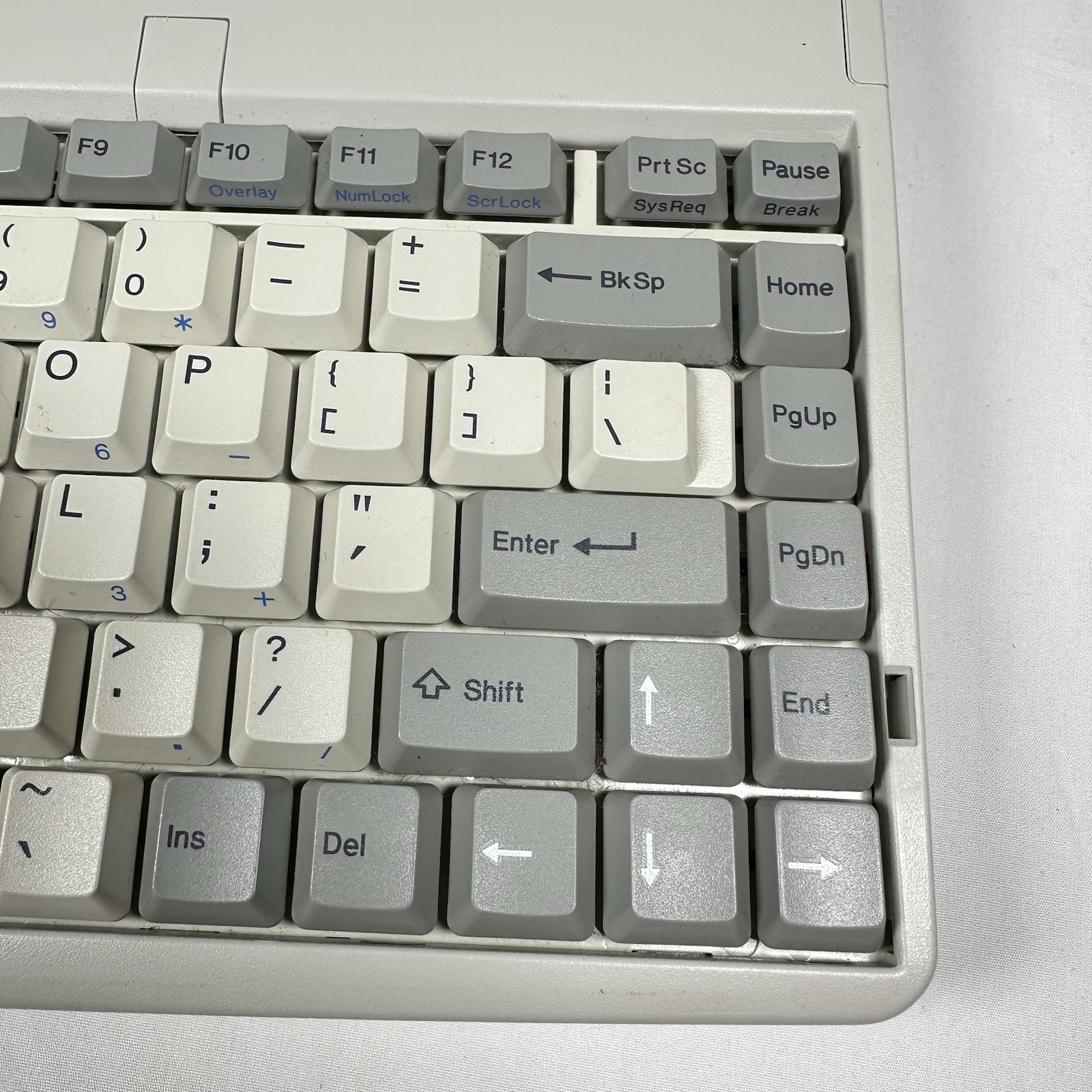 Toshiba Satellite T1910 Laptop Computer PA1113U Vintage UNTESTED – FOR PARTS!