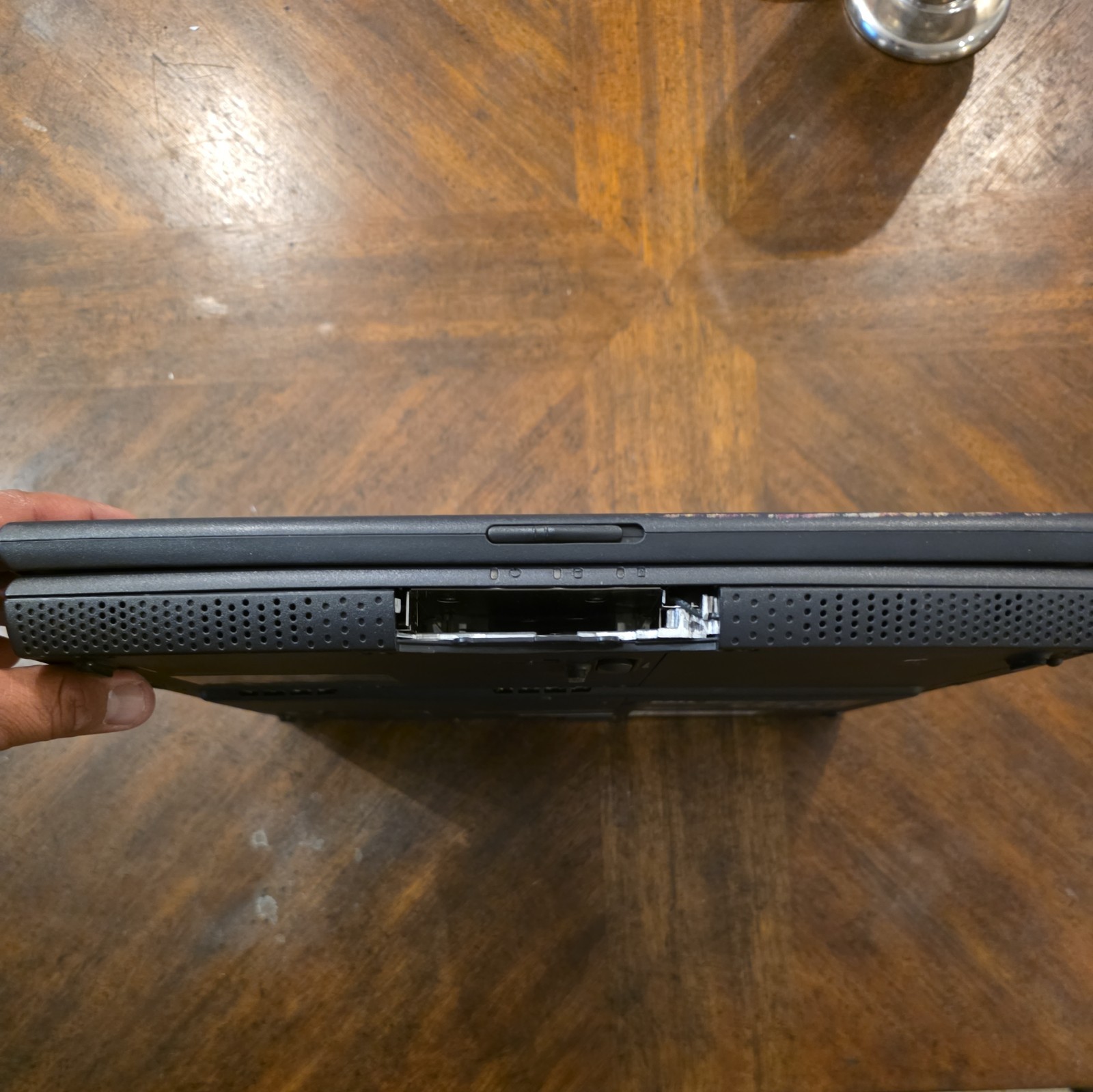 DELL INSPIRON 2650 PP04L LAPTOP *FOR PARTS ONLY*