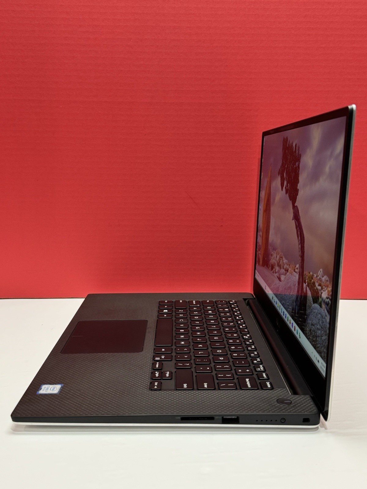 Dell Precision 5530 15.6″ FHD i7-8850H 2.6Ghz 16GB RAM 1TB GB SSD P1000 Silver