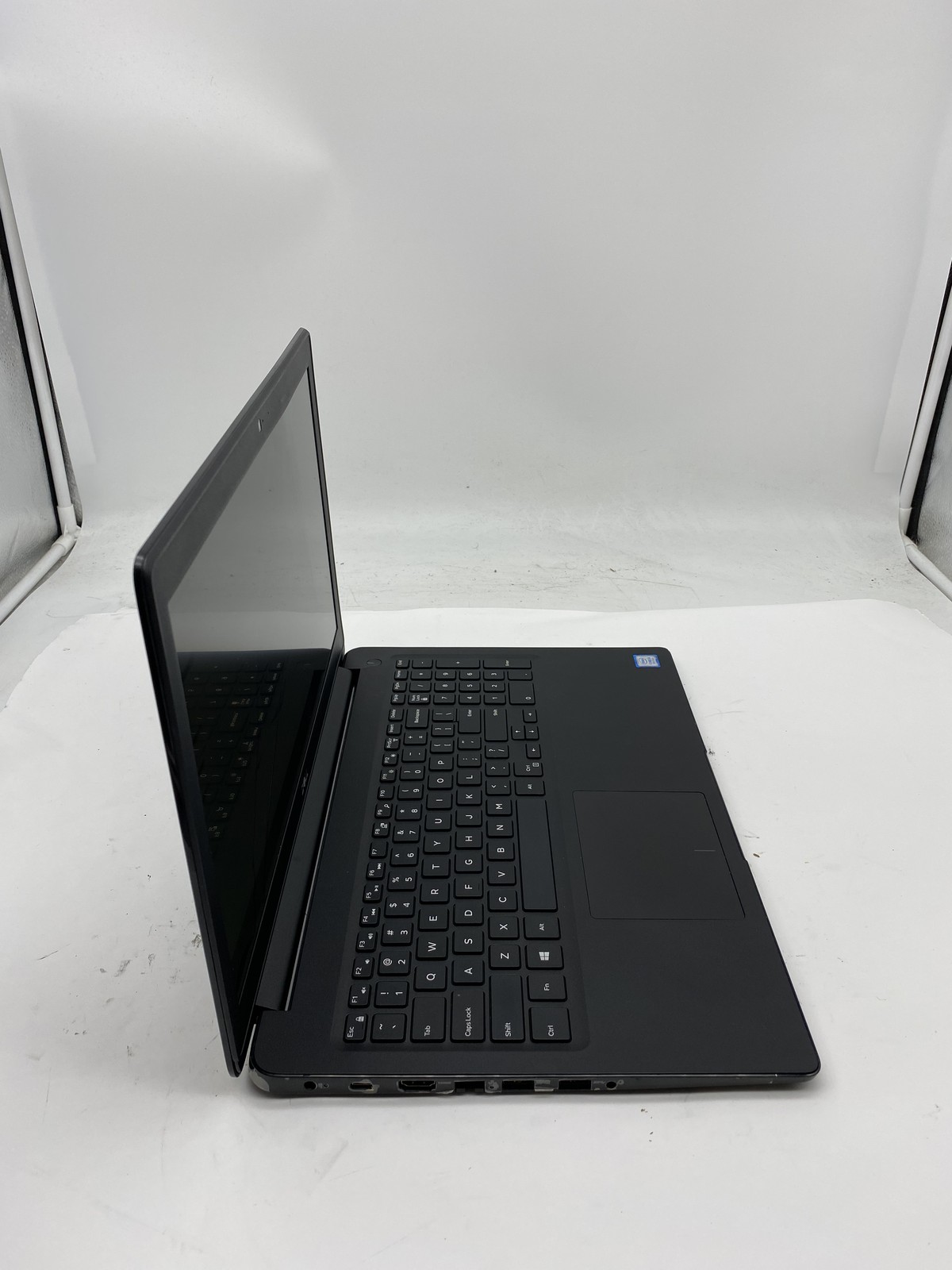 Dell Latitude 3500 Laptop Intel Core i5 8265U 1.6GHz 8GB RAM – No HDD