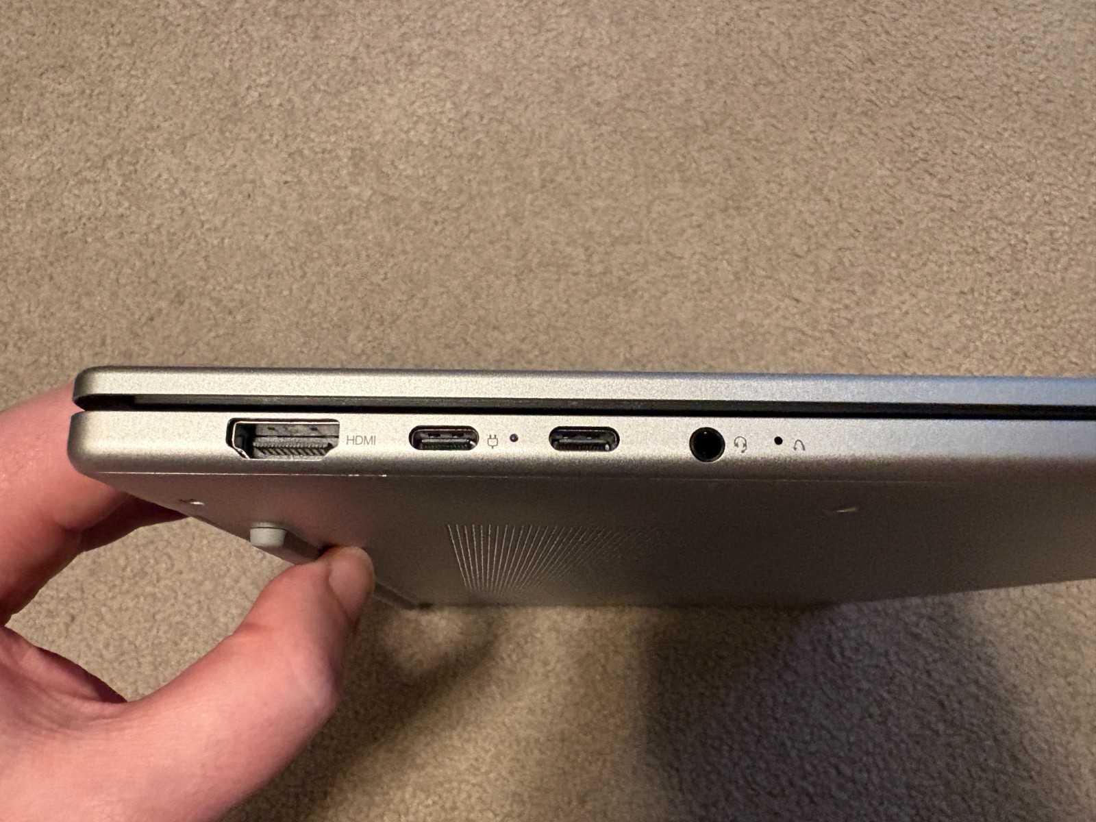 Lenovo Ideapad Slim 5x 15″ Snapdragon Laptop – 512GB Storage – 16GB RAM – 70Whr