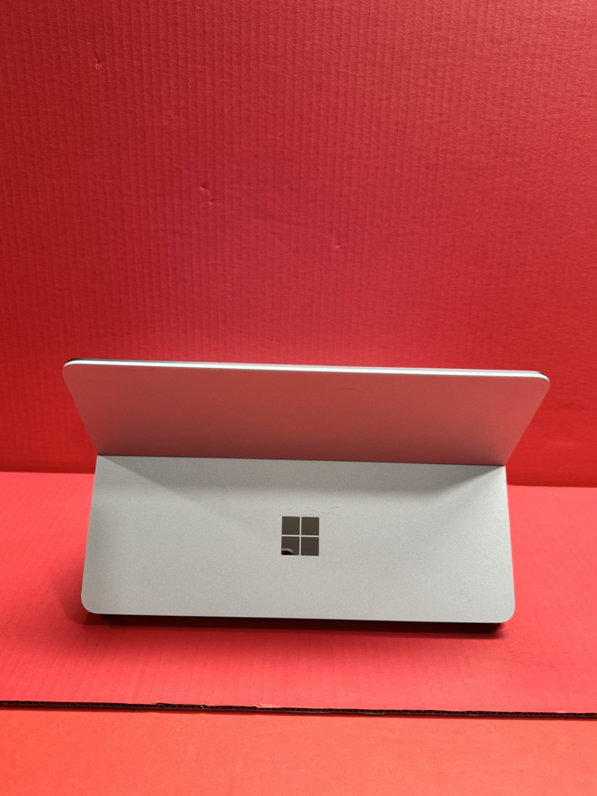 Surface Laptop Studio 1964 11th Gen i7 11370H 3.3GHz 16GB -512GB GeForce RTX