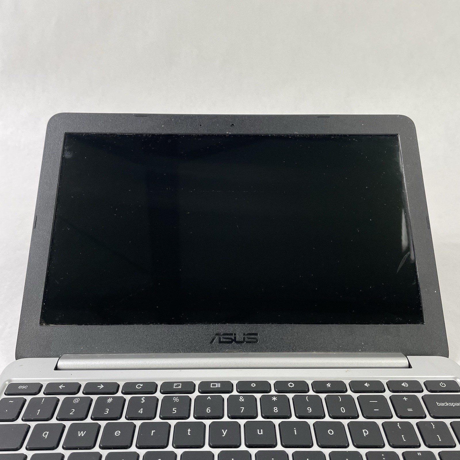ASUS C201P NoteBook 11.6″ ARM V7 3.20 GHz 4 GB RAM 16 GB HDD No AC