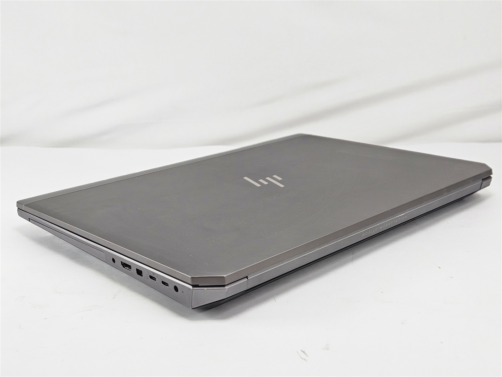 HP ZBook 17 G6 Intel Xeon E-2286M 64GB 1TB SSD RTX 4000 17.3″