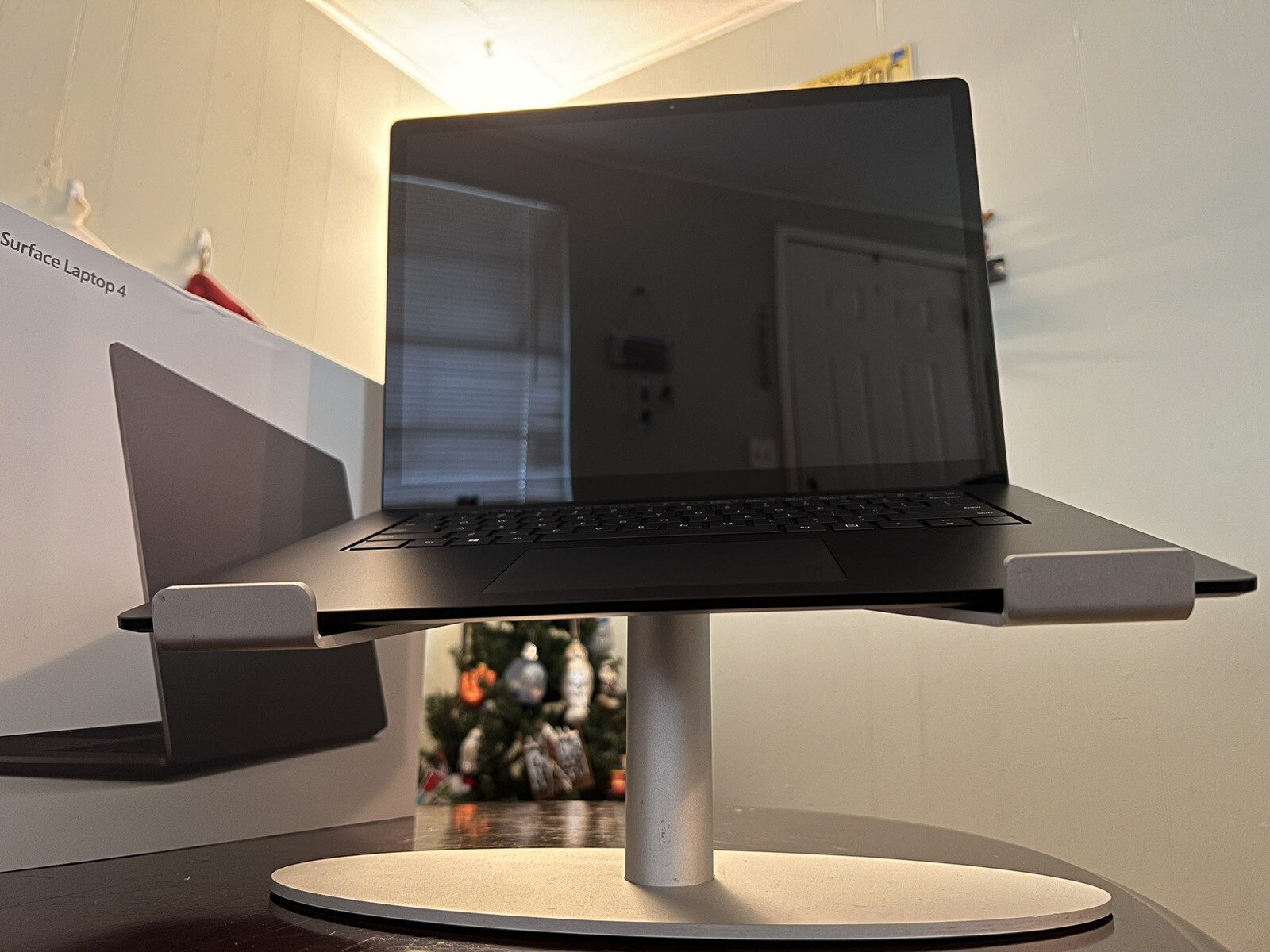 Microsoft Surface Laptop 4 15″ (512GB SSD, AMD Ryzen 7, 4.20 GHz, 8GB)