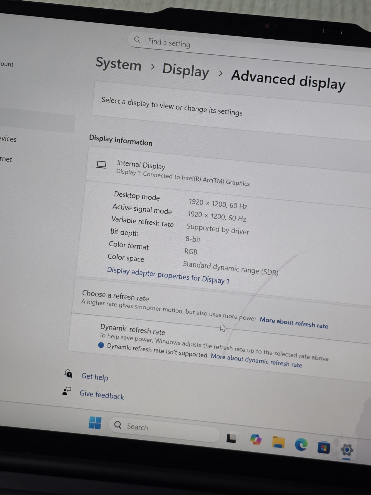 Lenovo ThinkPad X1 Carbon Gen 12, 14″ Core Ultra 7 165H 32GB RAM 2029 Wty, Read
