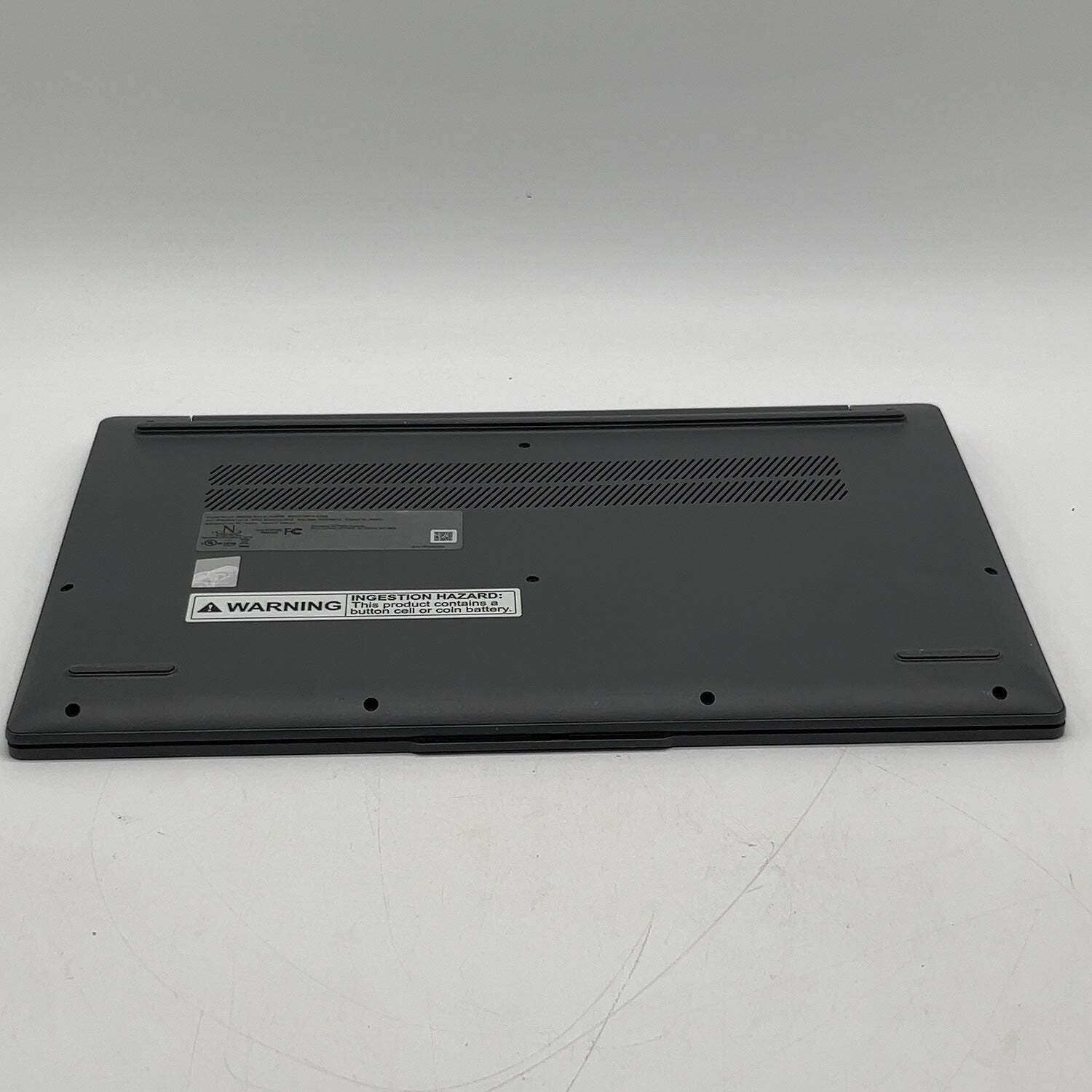 Lenovo IdeaPad Slim 3 15ABR8 15.6″ Ryzen 7 5825U 2.0GHz 16GB RAM 512GB SSD