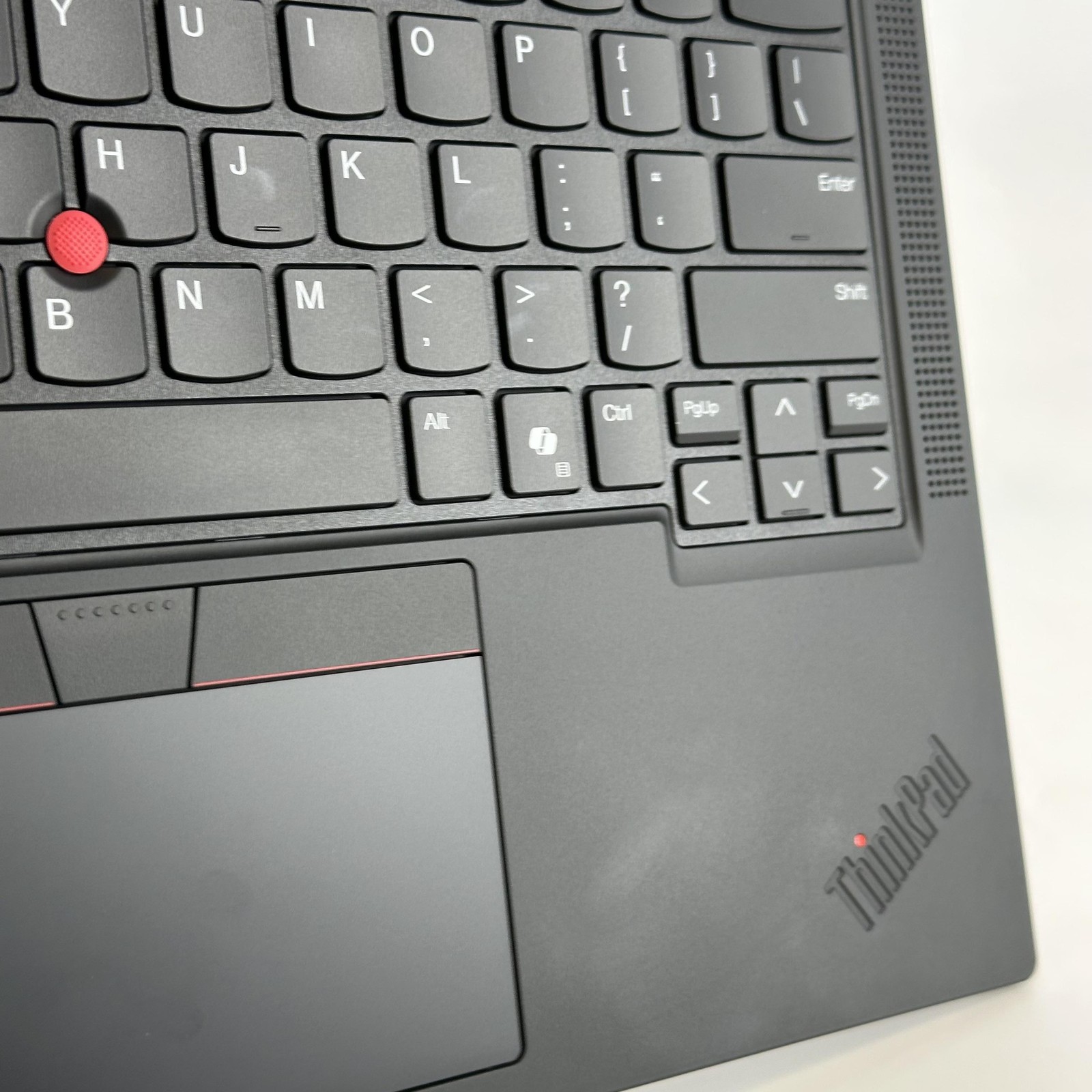 Lenovo ThinkPad P14s Gen 6 Black FHD+ 2.0 GHz Ryzen AI 9 HX PRO 370 96GB 2TB SSD