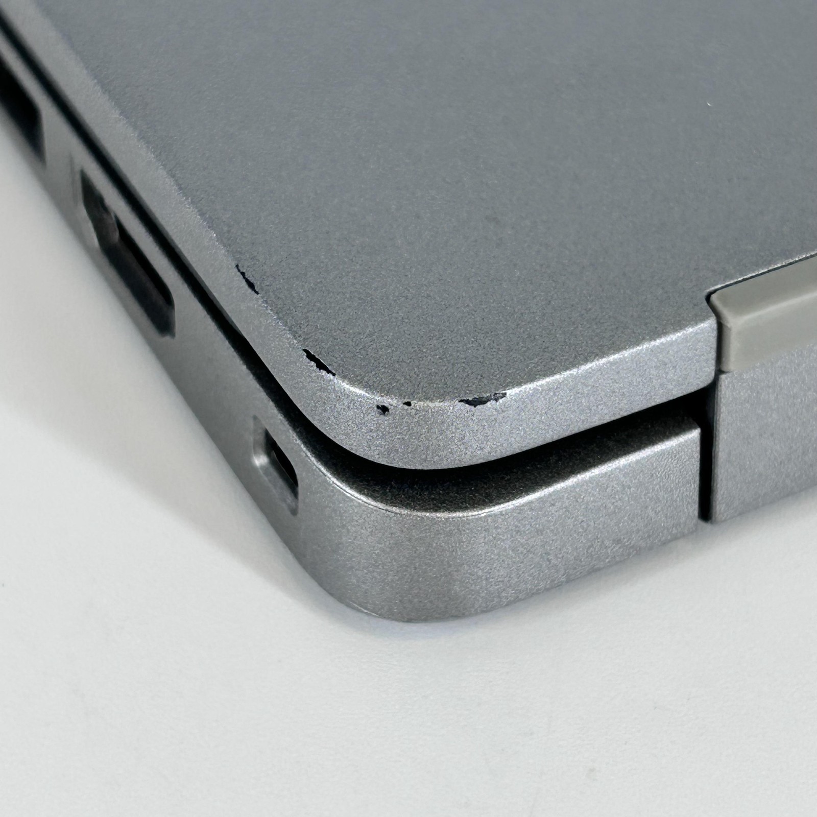 Dell Latitude 5320 13.3 Gray FHD i5-1145G7 2.60GHz 16GB 512GB SSD FRAME SPLIT