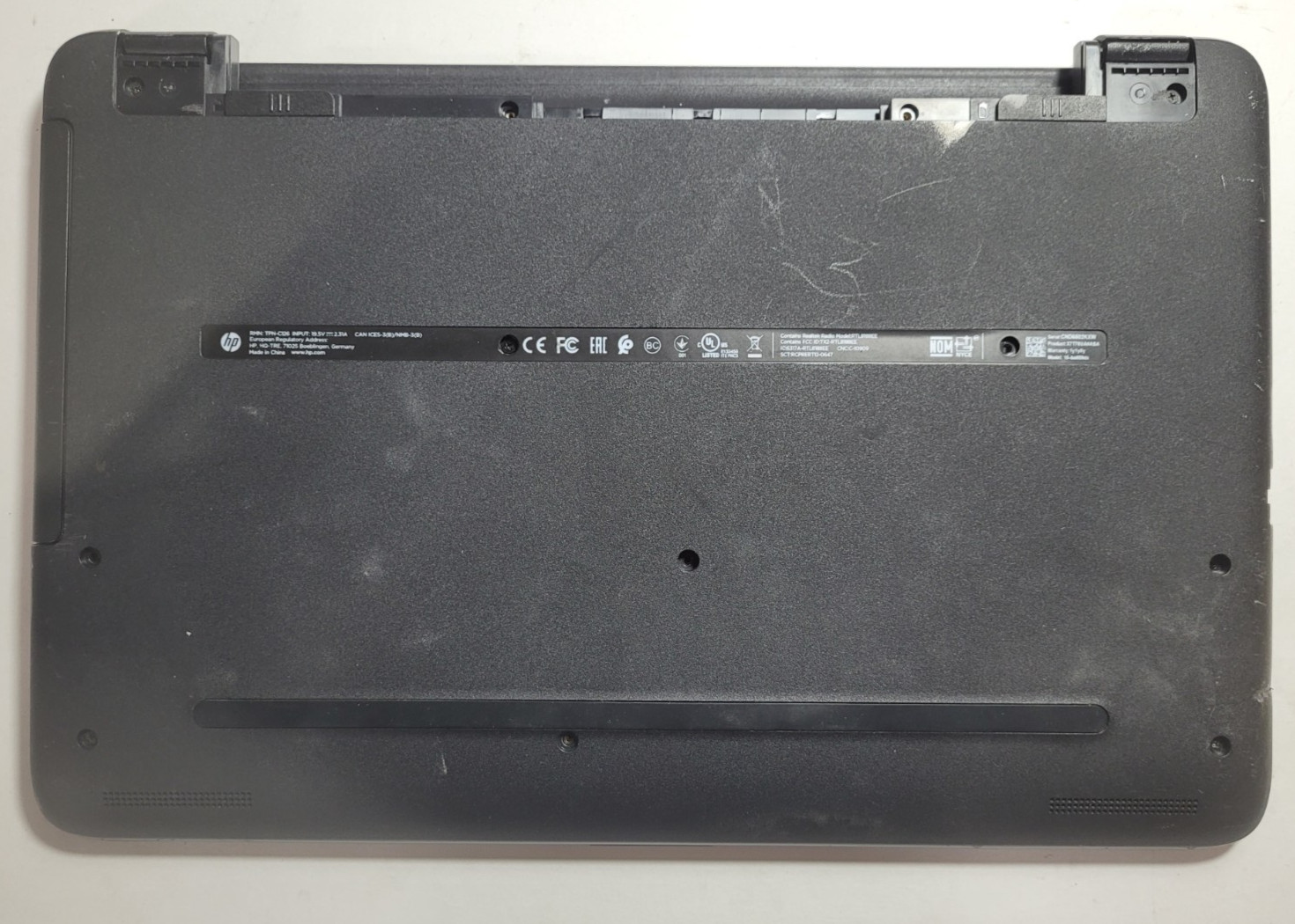 HP model 15-ba009dx w/AMD-A6-7310, 4GB RAM, 15.6″ Laptop for Repair#0361