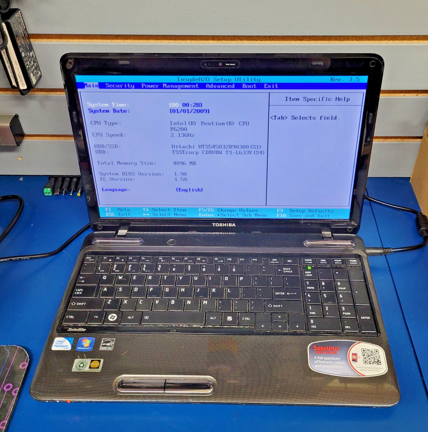 Toshiba Satellite L665-s5150 Intel Pentium P6200 @2.13 GHz 4 GB RAM NO HDD