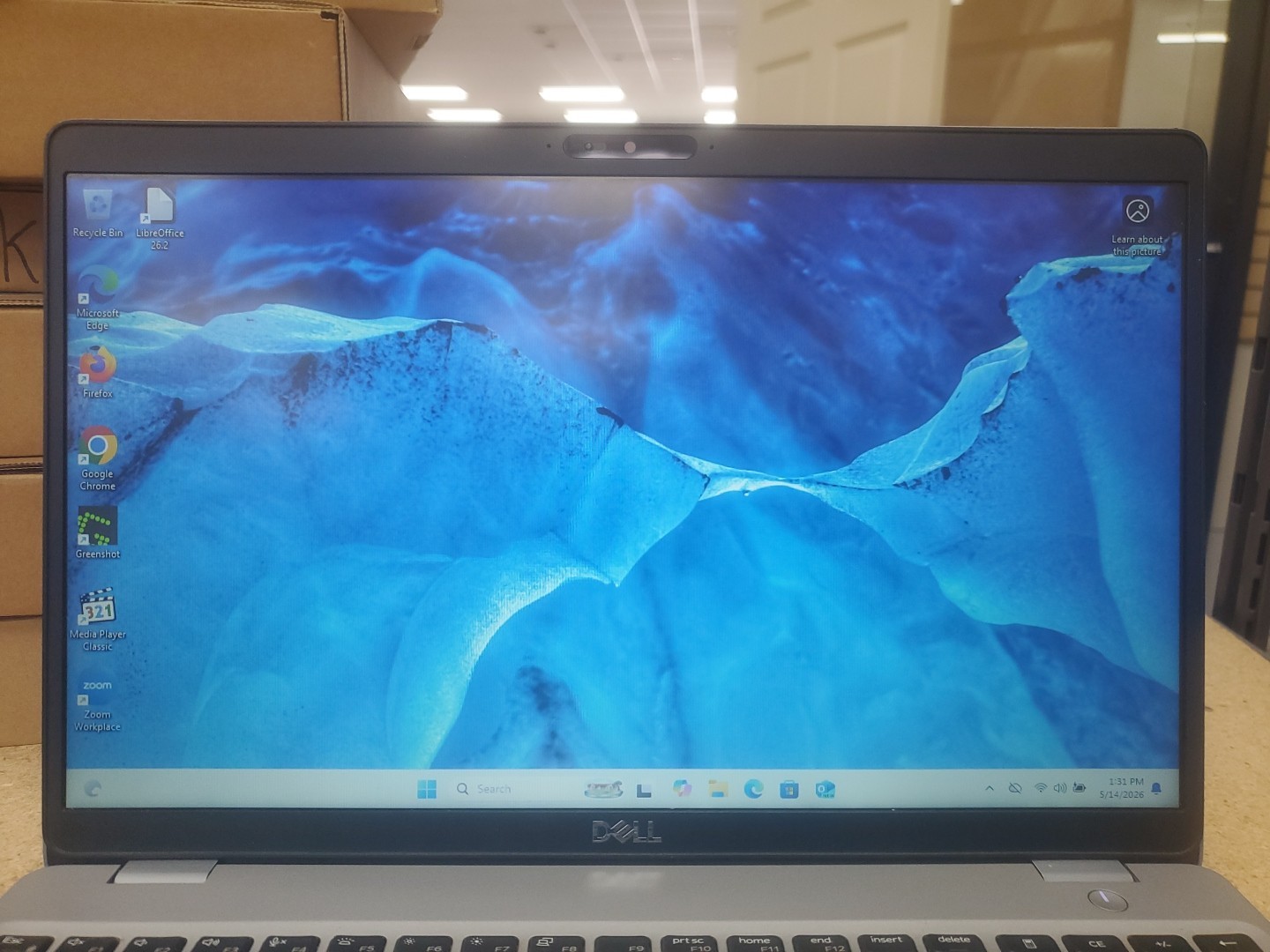 Dell Precision 3550 Laptop – i5-10310U 8GB 256GB SSD 15.6″ 051426-4
