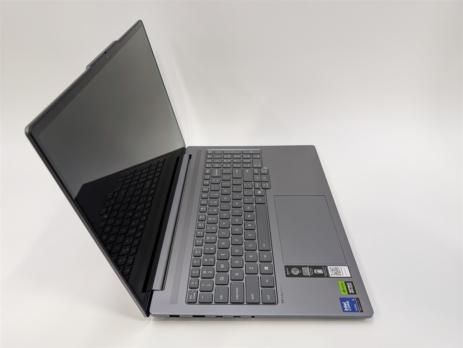 Lenovo IdeaPad Pro 5 16″ Ultra 9 285H 32GB 1TB SSD RTX Luna Grey Used-Very Good