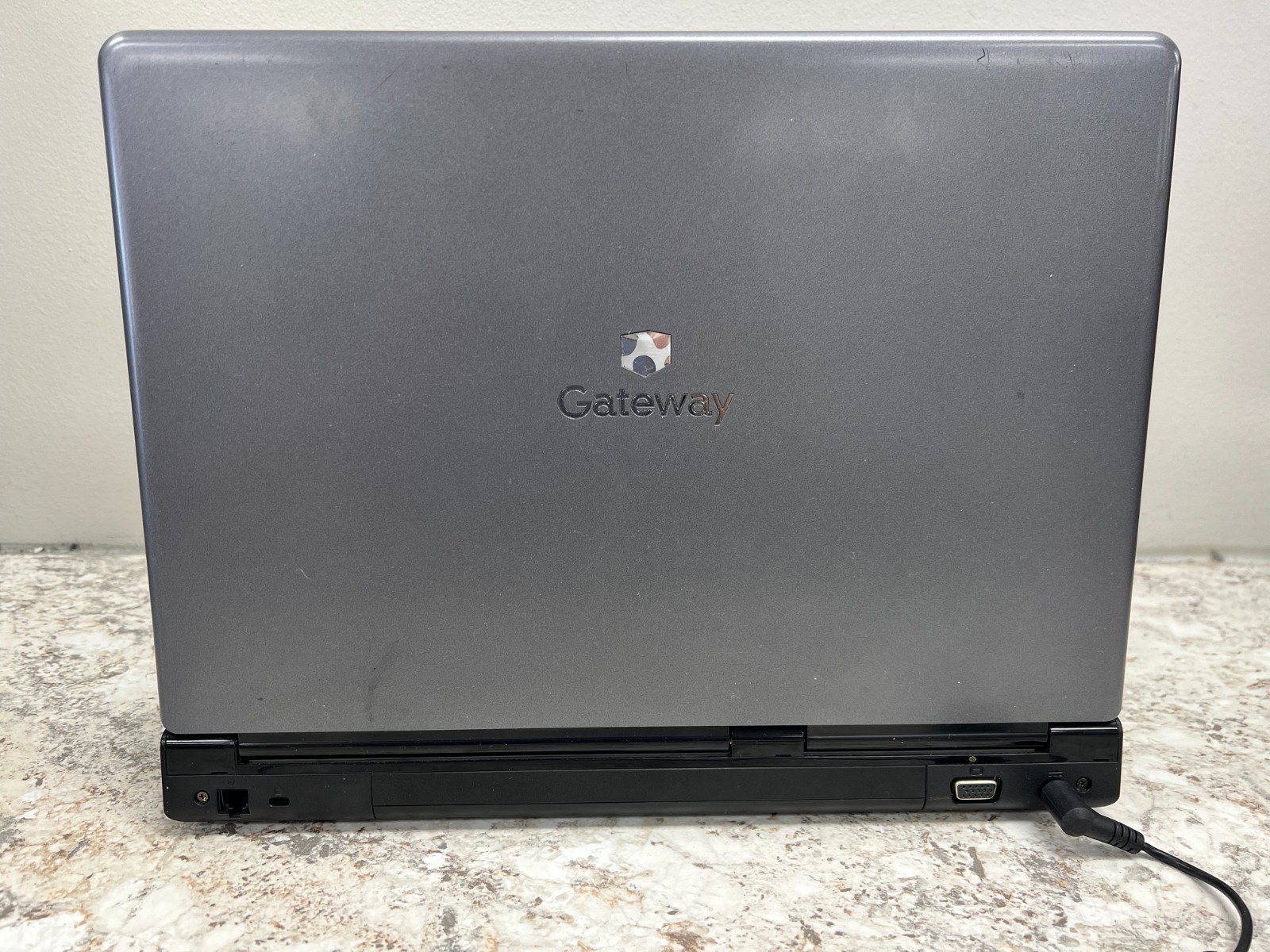 Gateway M-Series SA1 Laptop Pentium Dual T2330 1.6Ghz 1GB RAM 120GB SSD
