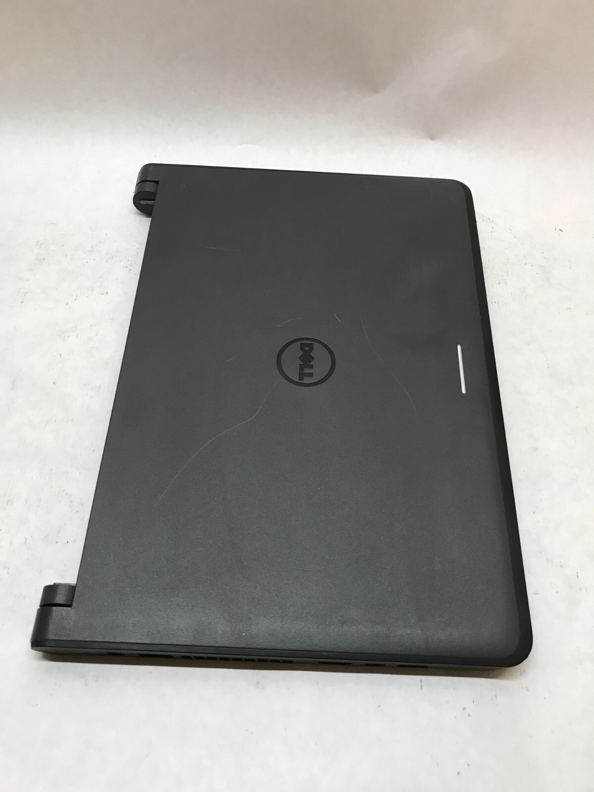 Dell Latitude 3340 13″ Celeron 8GB RAM 500GB HDD Windows 7 NO BATTERY C-Grade DW
