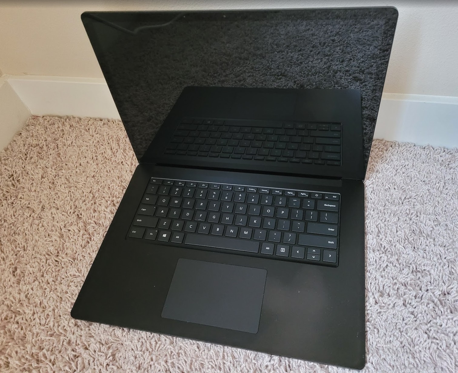 Microsoft Surface Laptop 4 15″ Ryzen 7 16GB RAM 512GB SSD Win11 Pro