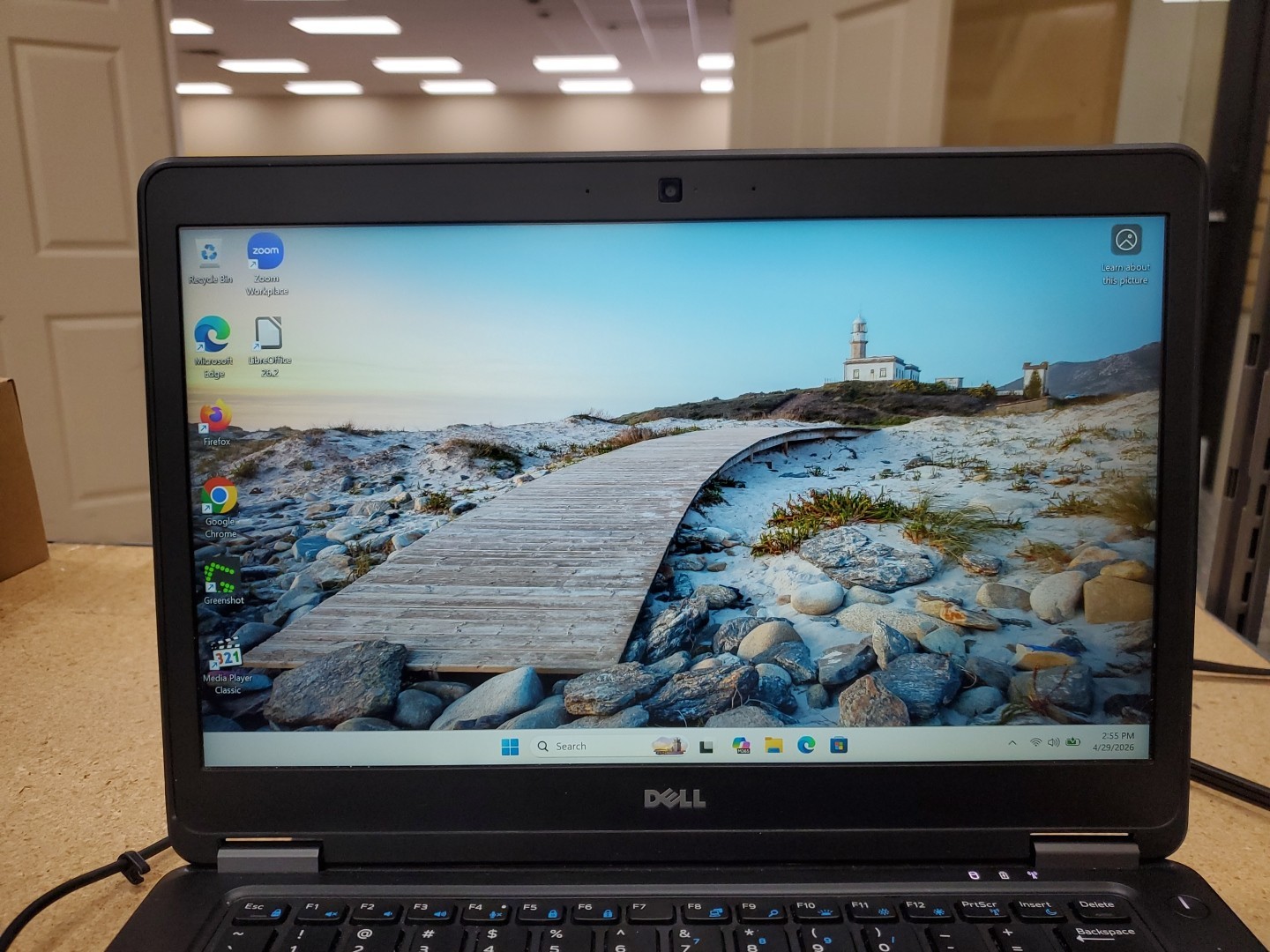 DELL Latitude E7450 14″ Intel Core i5-5300U 8GB RAM 256gb SSD W11P 042926-7