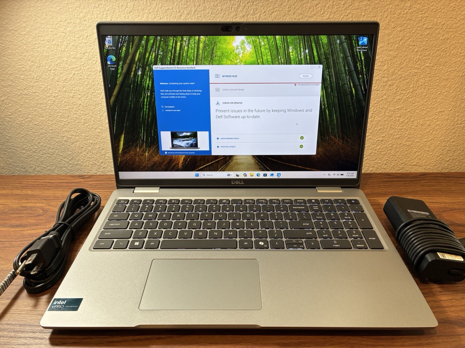 Dell Latitude 5550 Laptop Ultra 5 16GB DDR5 512GB SSD 15.6” FHD WIN 11 Warranty!