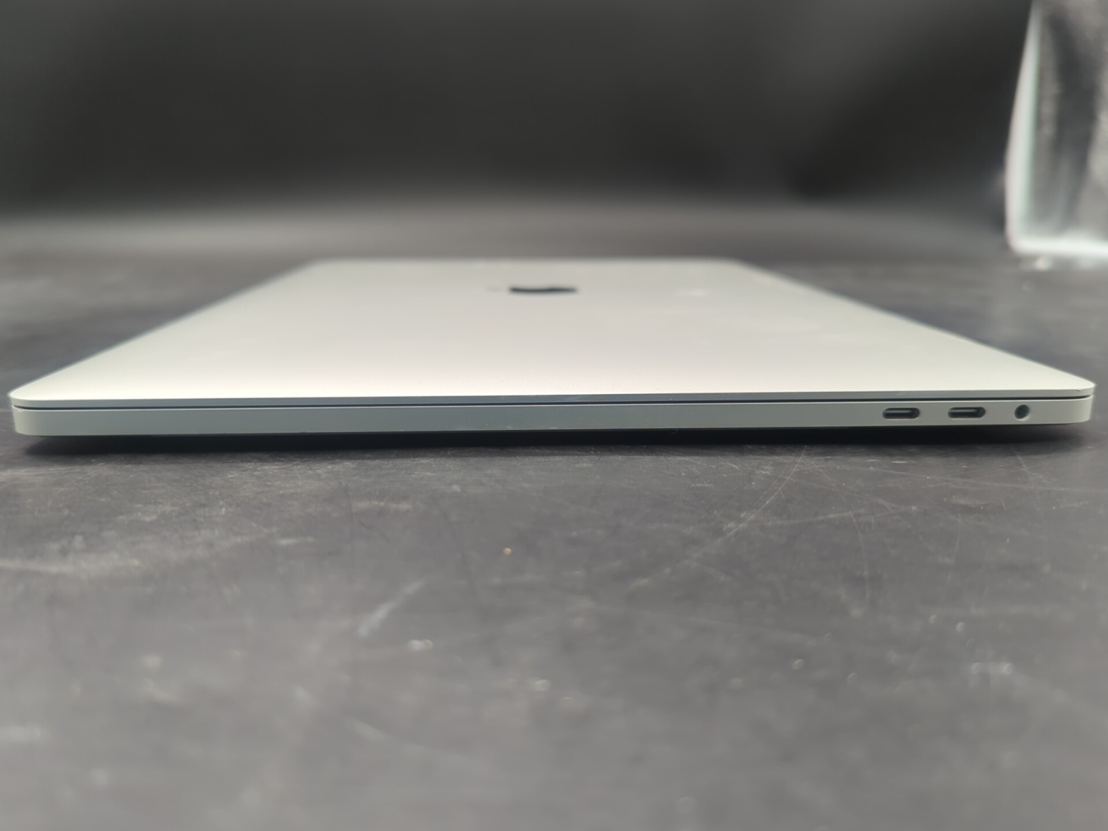 MacBook Pro 15,1 a1990: i7 9th Gen: 32GB Ram: 500GB SSD: Sequoia OS: Tested