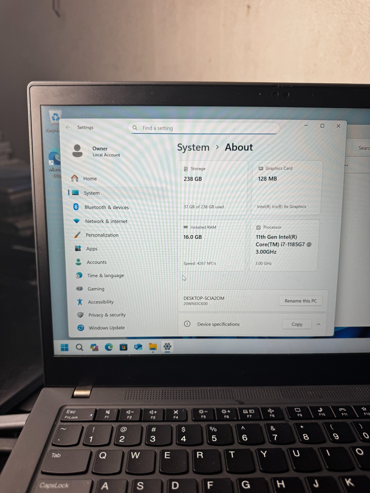 Lenovo ThinkPad T14s Gen 2 Core i7-1185G7, 16GB RAM, 256GB SSD *READ #6181