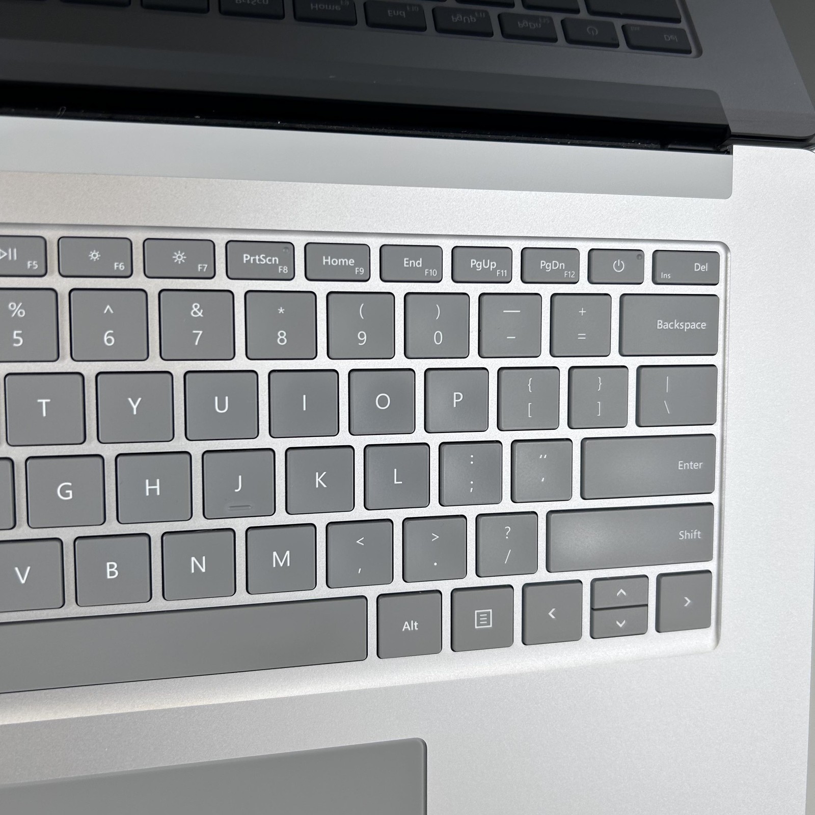 Microsoft Surface Laptop 4 15 QHD+ TOUCH i7-1185G7 3.00GHz 16GB 256GB Very Good