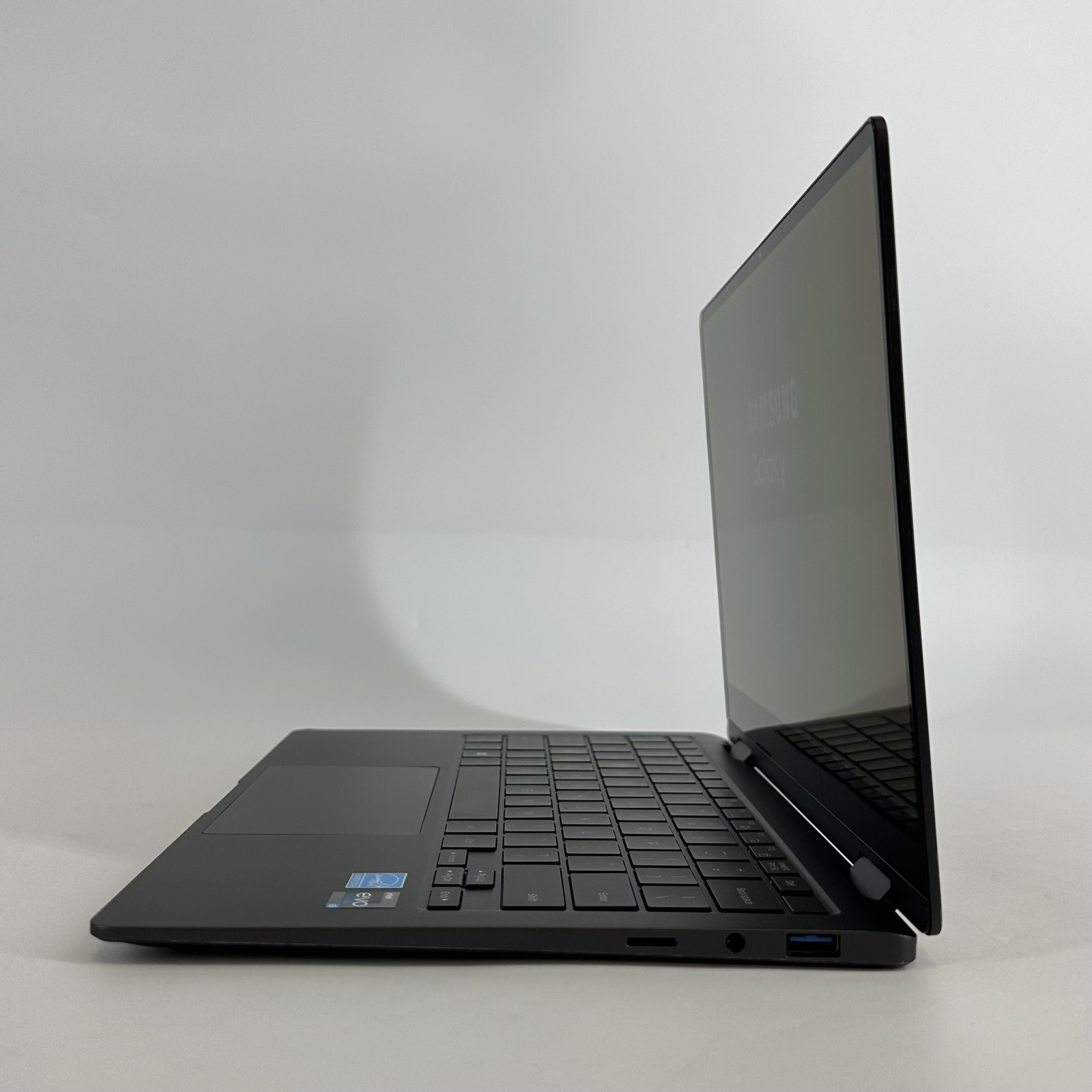 Samsung Galaxy Book2 360 13.3 FHD TOUCH 1.3 GHz i5-1235U 8GB 256GB SSD Very Good