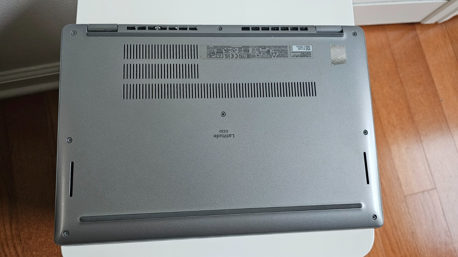 Dell Latitude 5330 2-in-1 Conv Laptop, 13.3″, Intel Core i7, 32Gb Ram, 512GG SSD