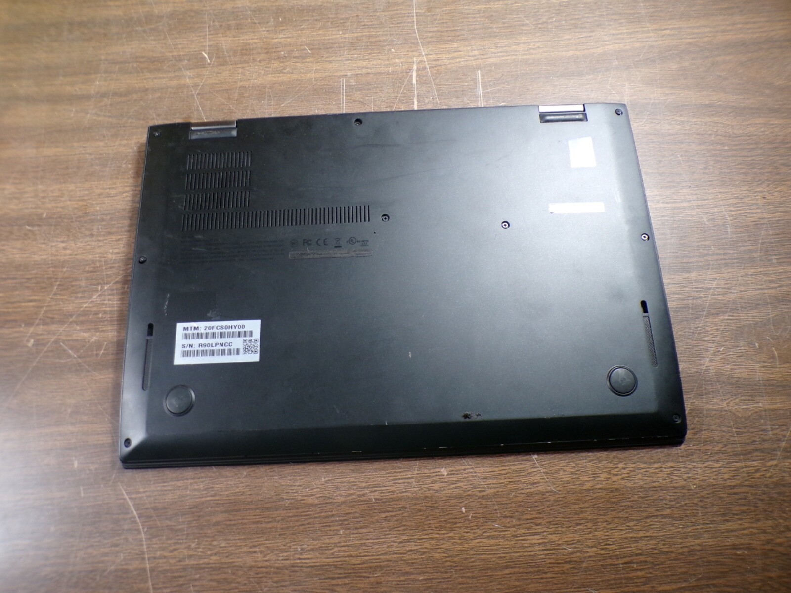LENOVO X1 CARBON INTEL CORE i7-6500U 2.50GHZ 8GB RAM **NO HD/ NO CADDIE/ NO OS