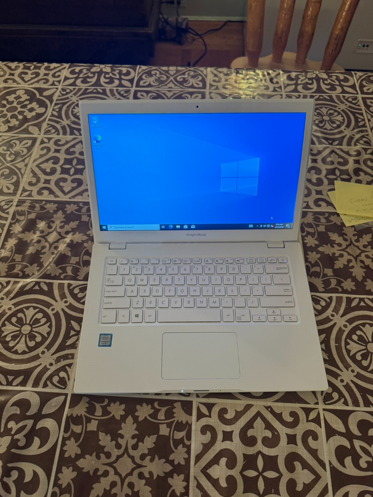 ASUS VivoBook MJ401TA m3-8100Y 4GB 120GB SSD Win10 w/ Charger