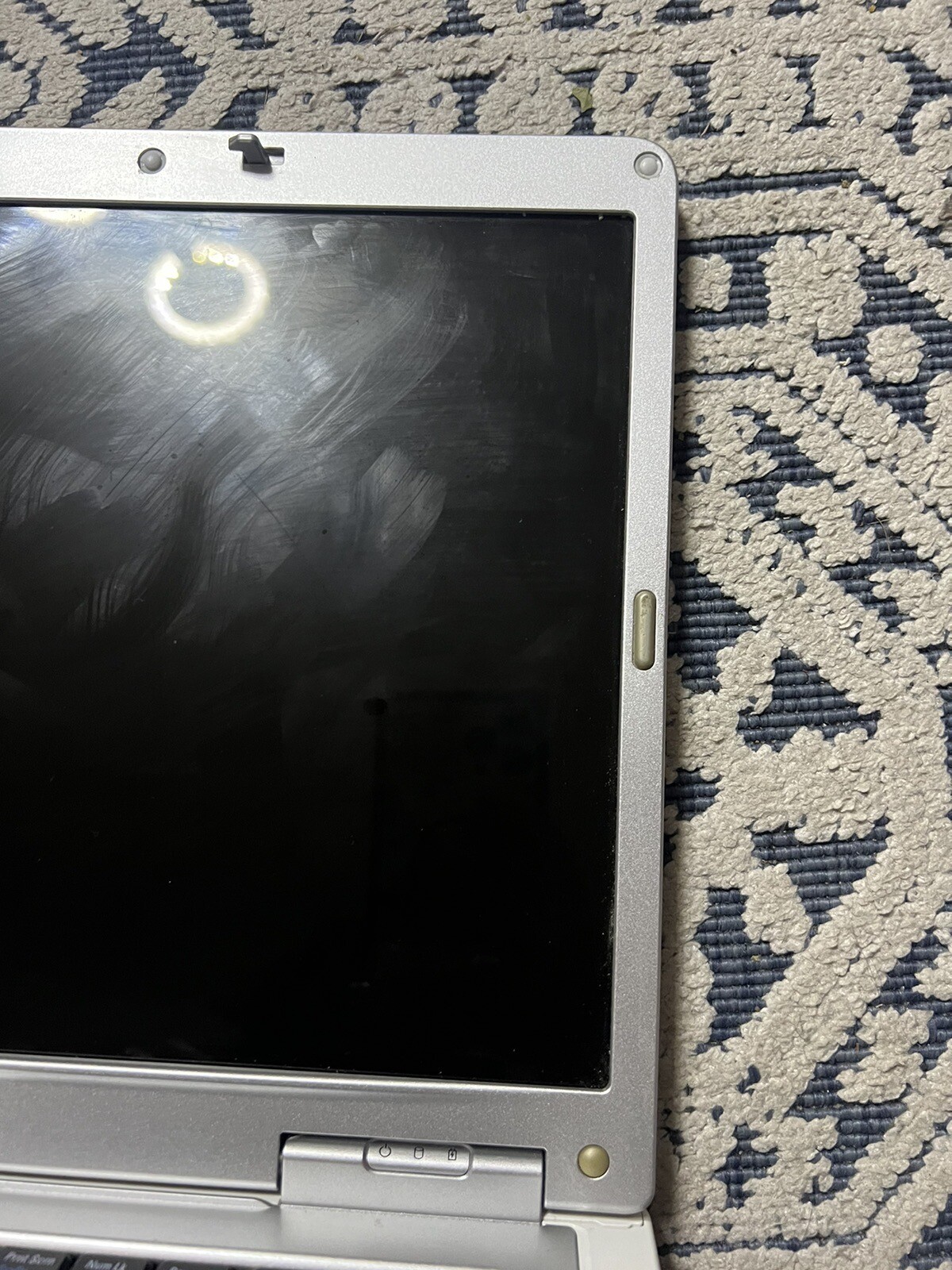 Vintage 2006 Dell Inspiron 1501 Model PP23LA Premium Silver Laptop.